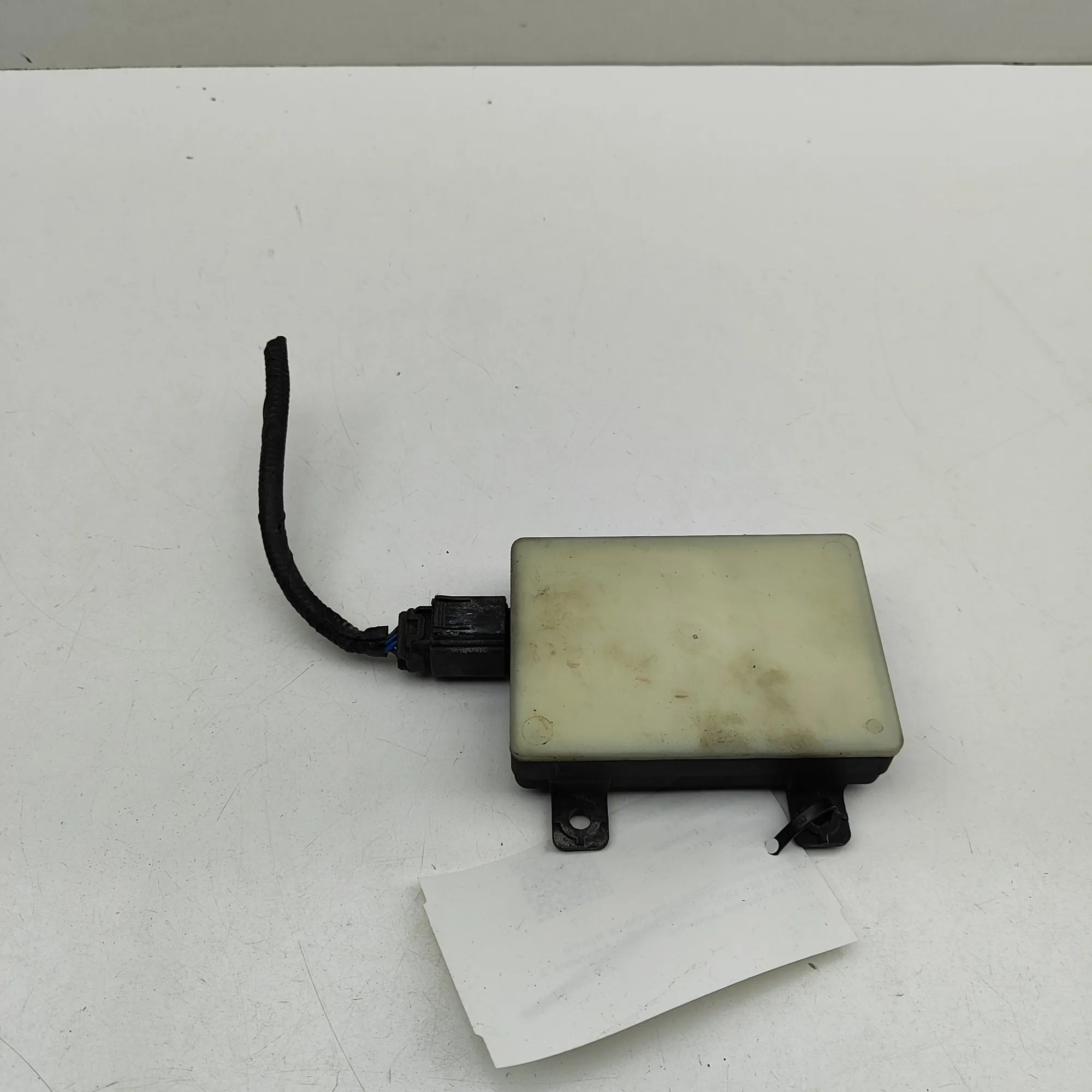 Land Rover Range Rover Velar Blind Spot Control Module Blind Spot Control Module — LAND ROVER RANGE RO...