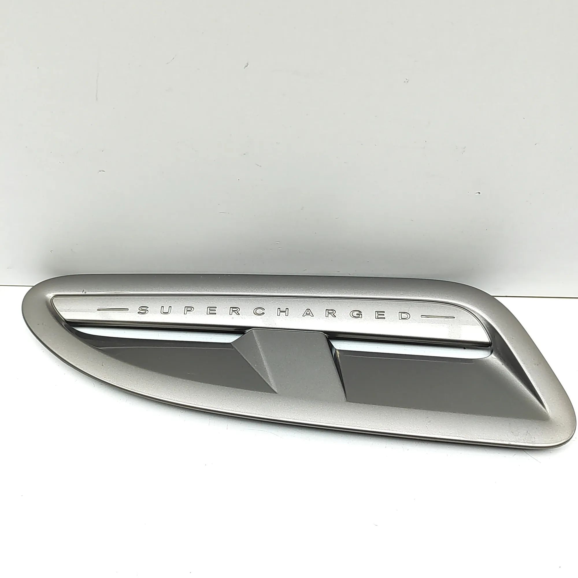 Jaguar XK Grilles