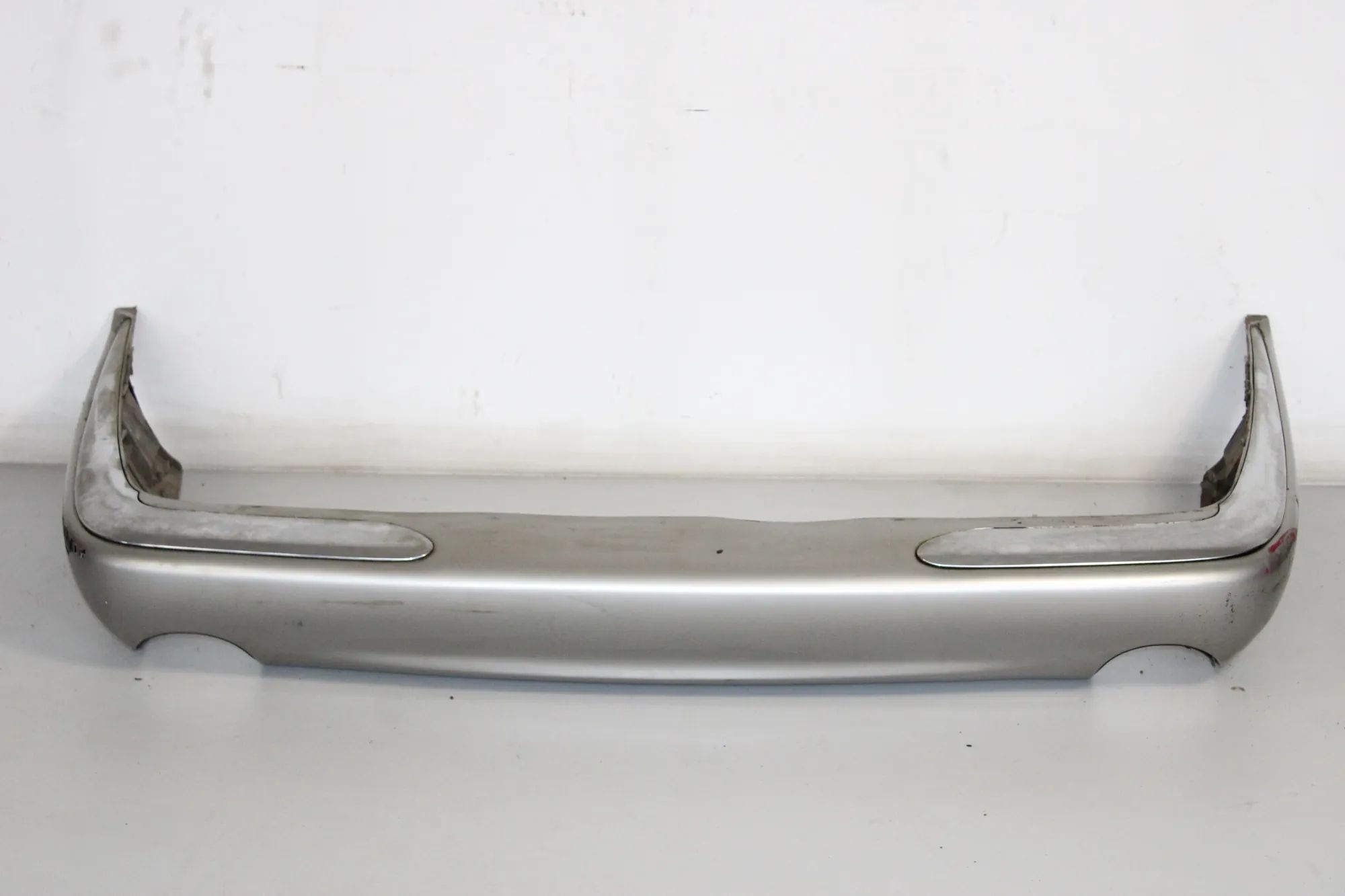 Jaguar XJ (X308) Bumper rear Bumper rear — JAGUAR XJ (X308) (1996-2003)

Gen...
