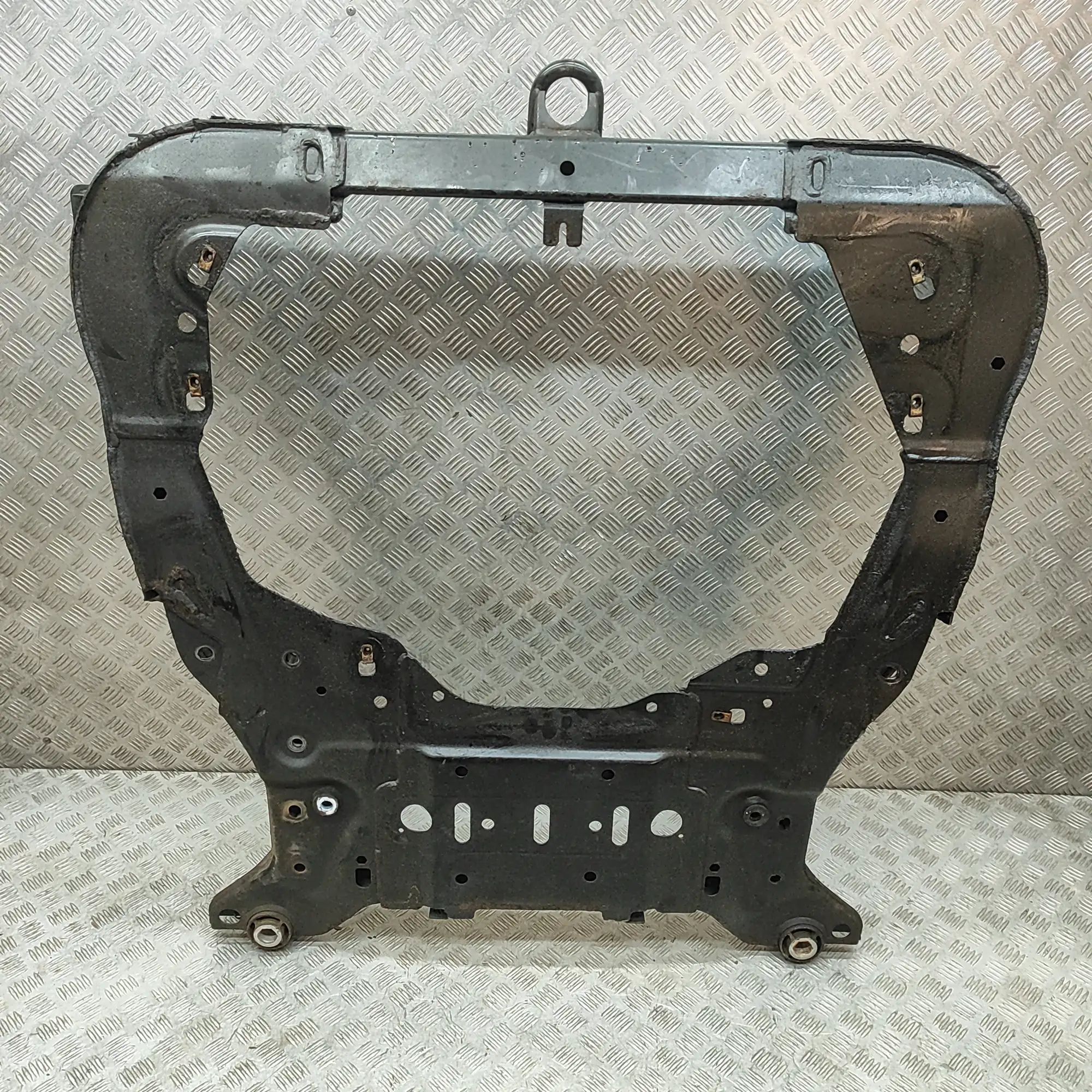 Land Rover Discovery Sport Front subframe Front subframe — LAND ROVER DISCOVERY SPORT (L5...