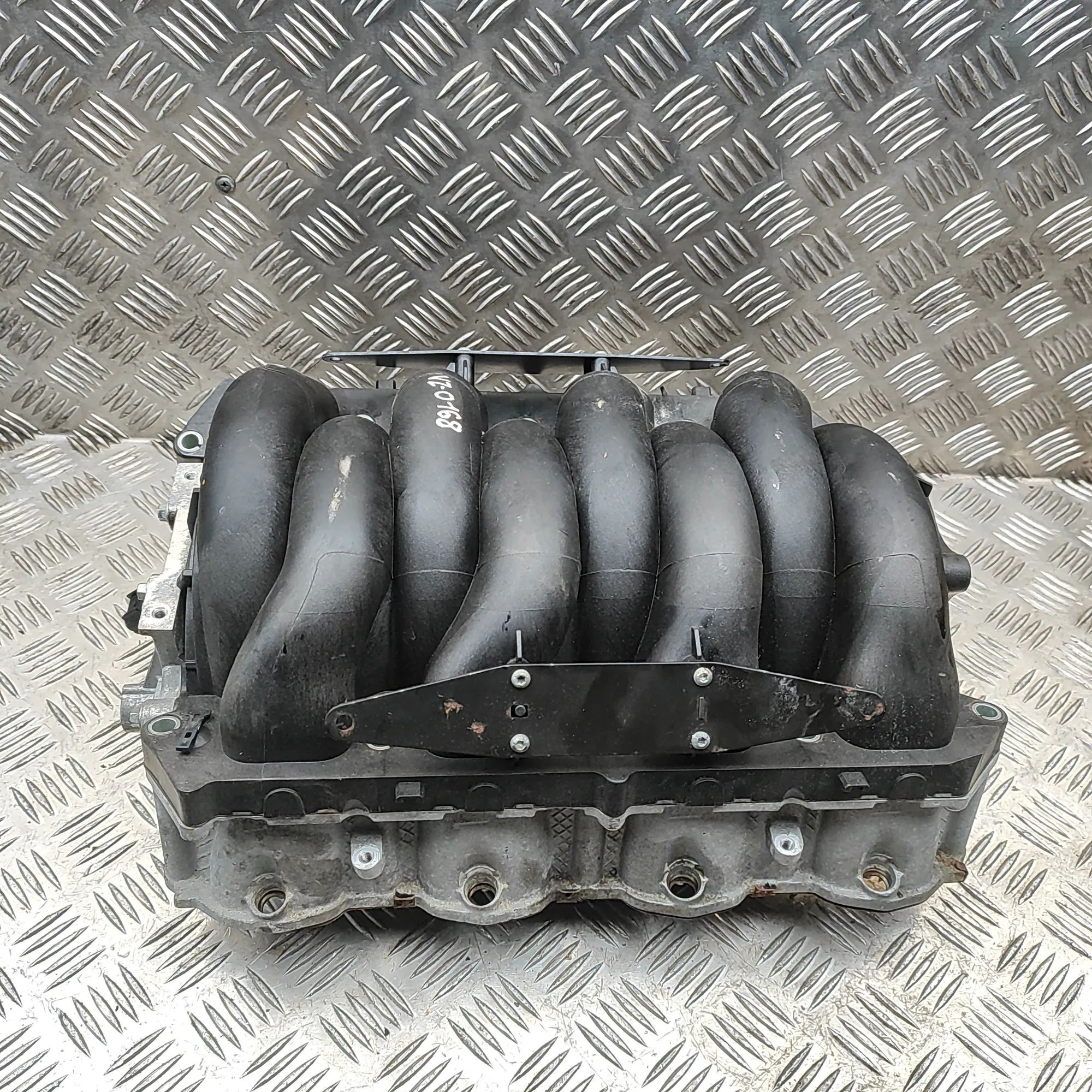 Jaguar XK imusarja Intake Manifold — JAGUAR XK (Coupe X150) (2006-...