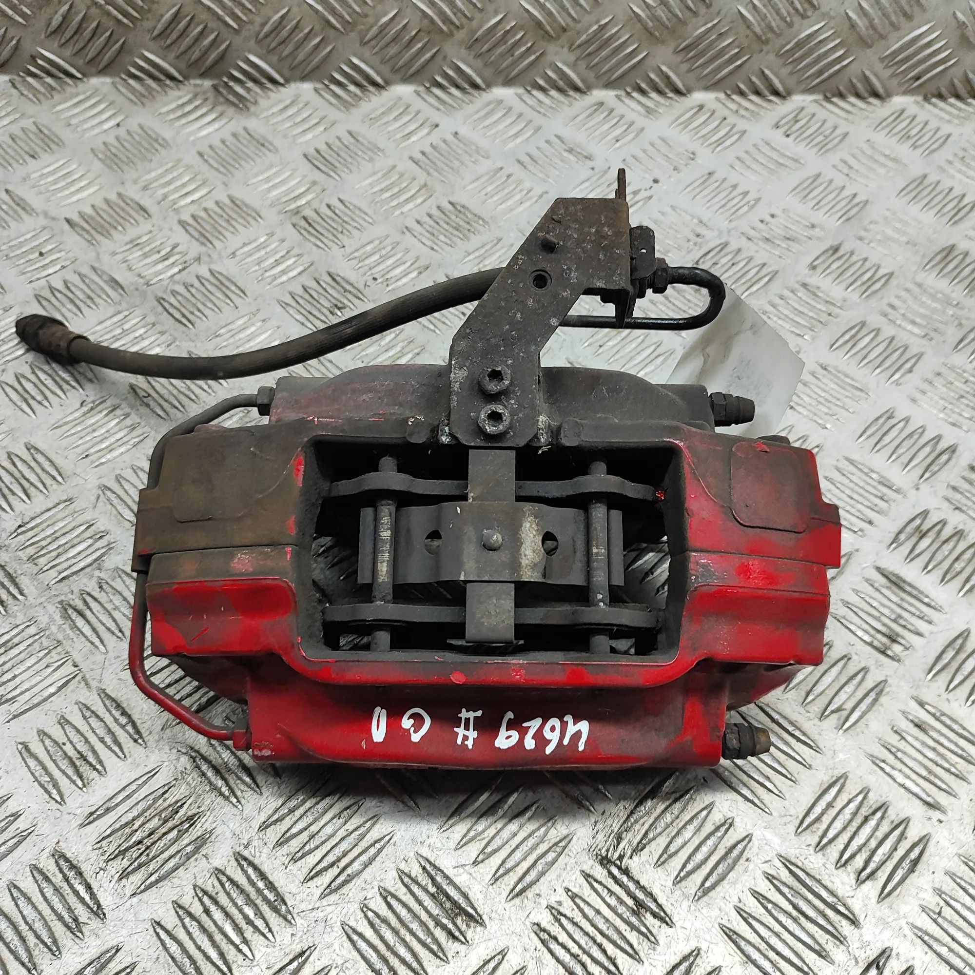 Maserati Ghibli Brake caliper — rear right Brake caliper — rear right — MASERATI GHIBLI (M...