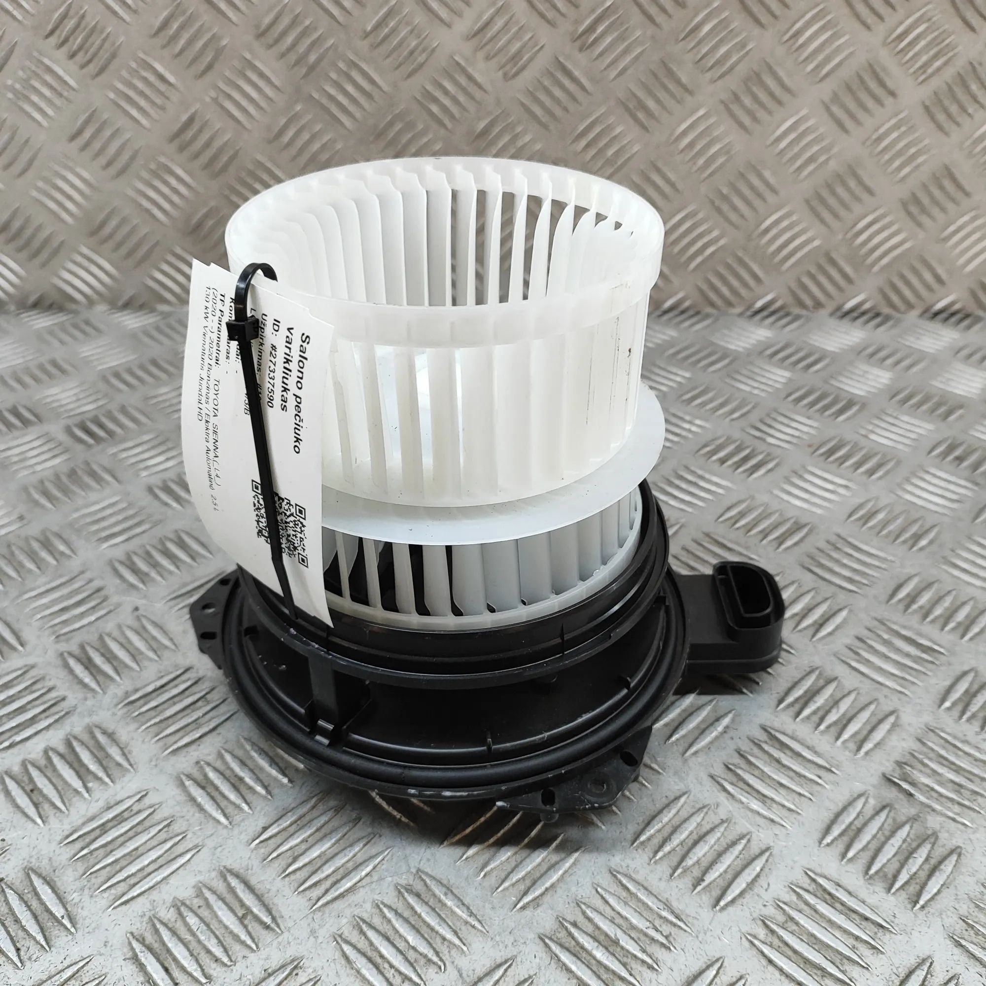 Toyota Sienna Heater Blower Fan Heater Blower Fan — TOYOTA SIENNA (_L4_) (2020-...