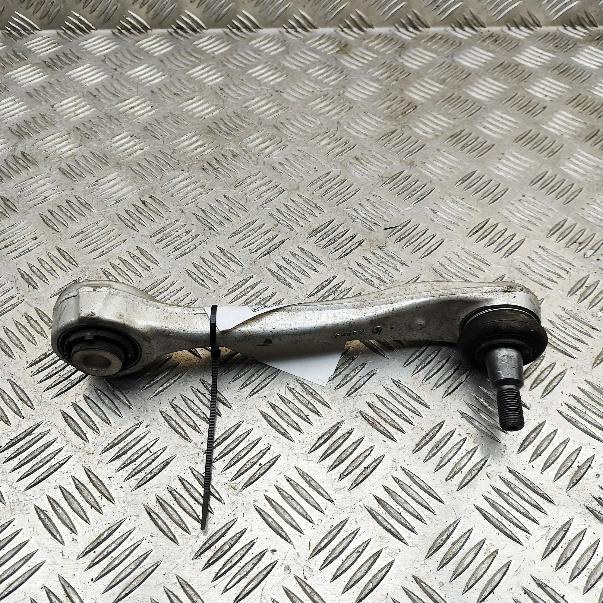 Mazda CX-80 Control arm — rear left Control arm — rear left — MAZDA CX-80 (KL) (202...