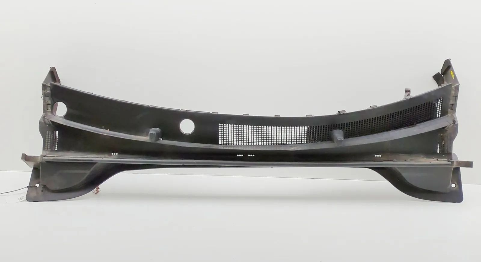 Kia Niro Front Wiper Cowl Trim Front Wiper Cowl Trim — KIA NIRO (2016-...) — 8...