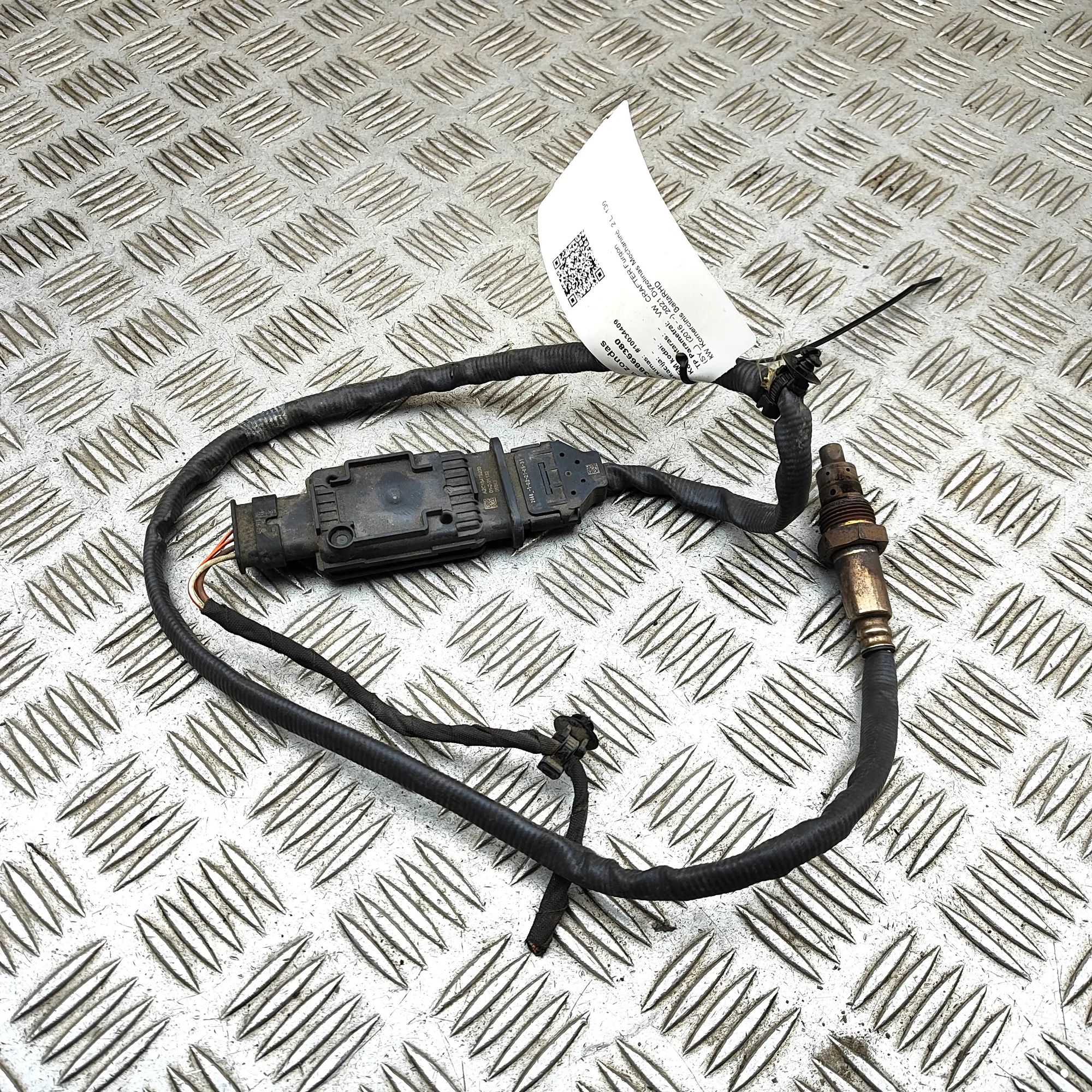 Volkswagen Crafter Lambda Oxygen Sensor Lambda Oxygen Sensor — VW CRAFTER (Van SY_) (20...
