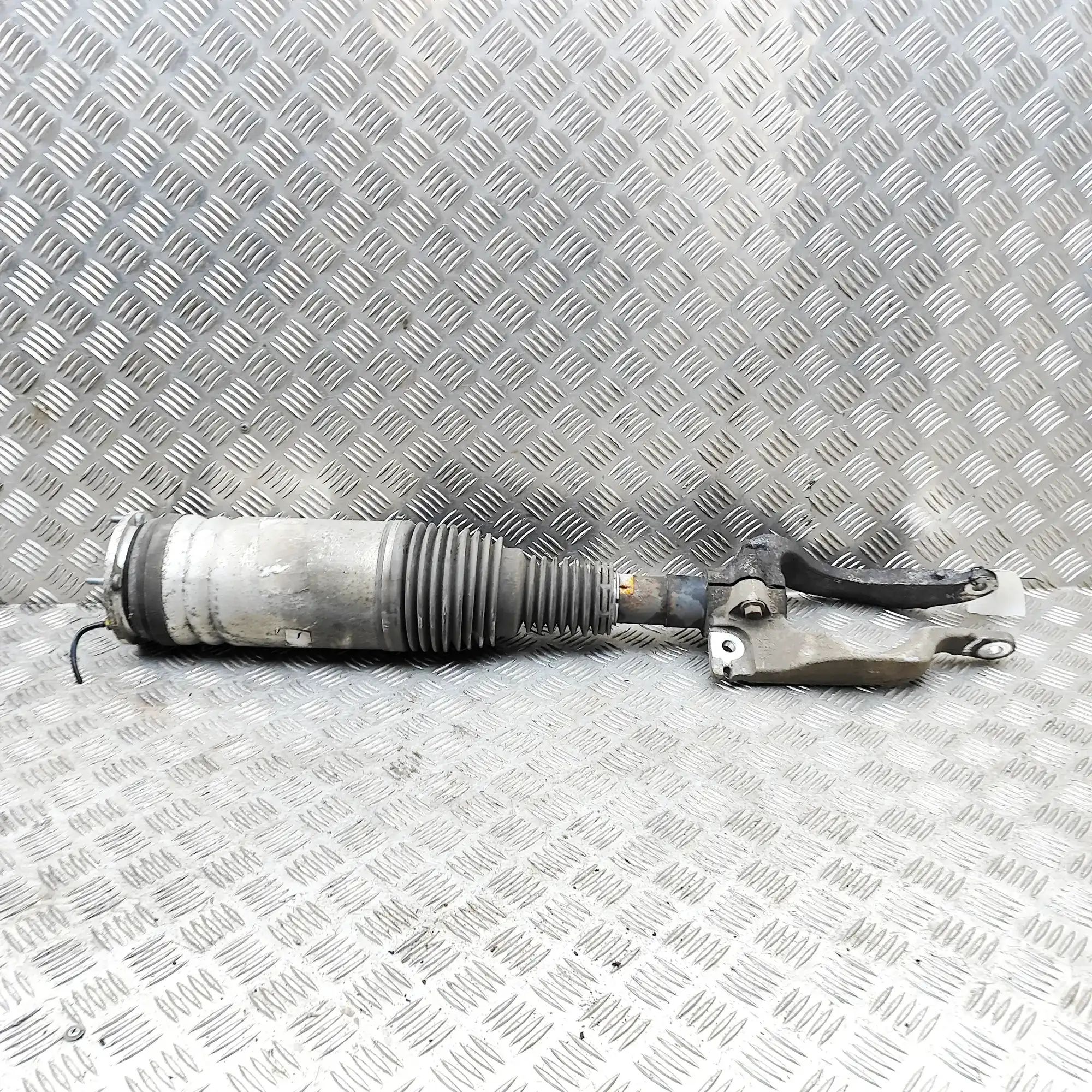 Land Rover Range Rover Sport (L494) Front Left Air Shock Absorber Front Left Air Shock Absorber — LAND ROVER RANG...