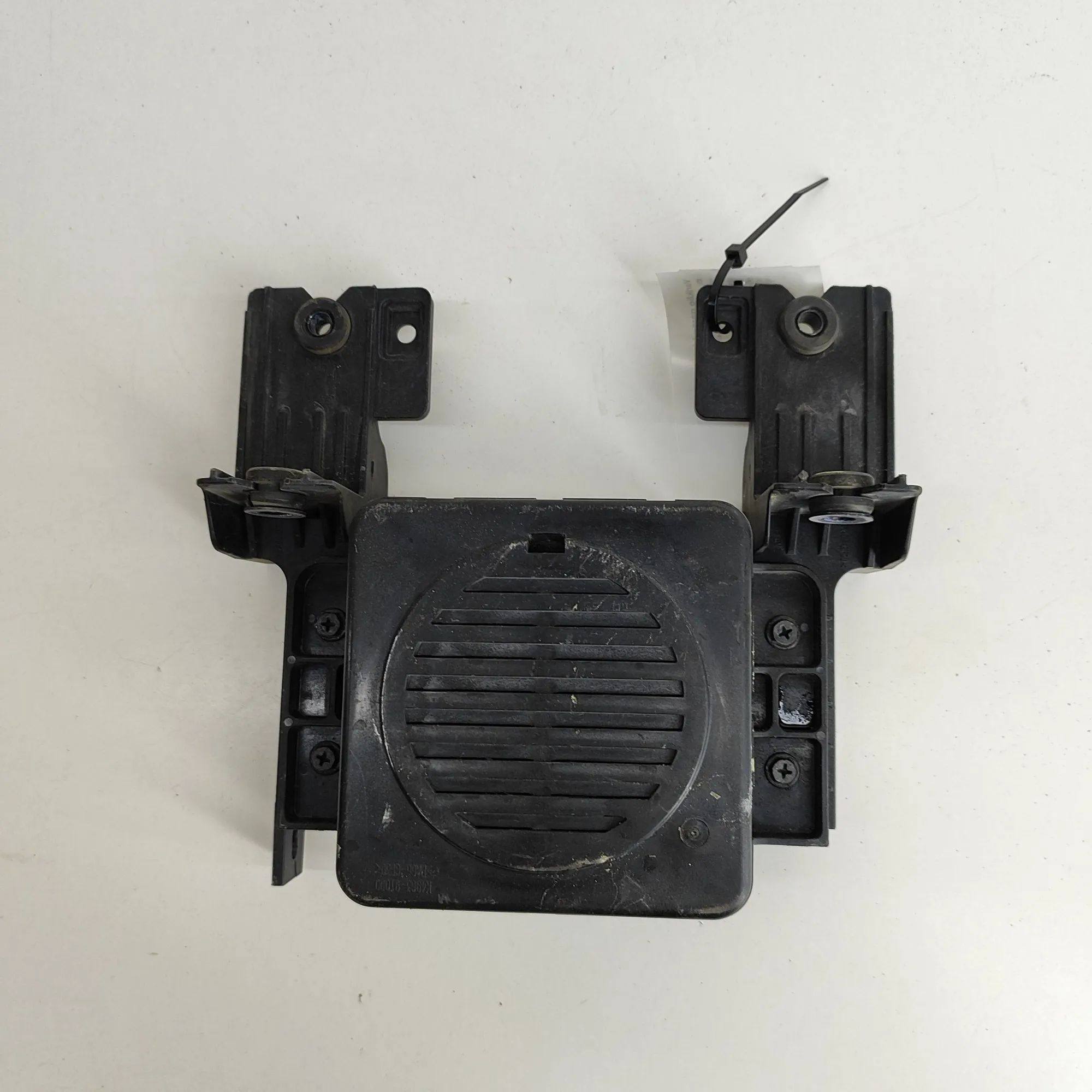 Kia Soul Engine Sound Control Unit Engine Sound Control Unit — KIA SOUL (III SK3) ...
