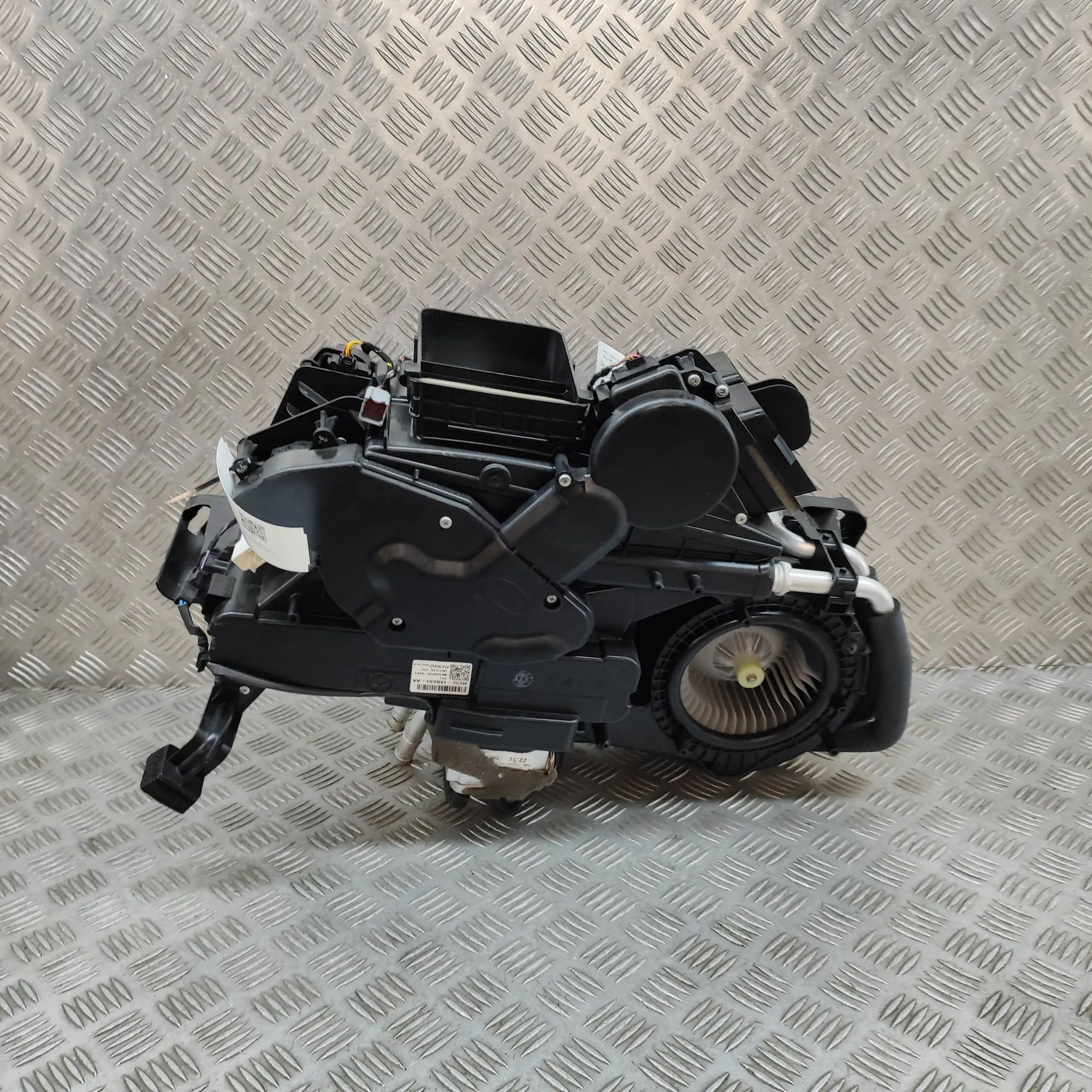 Land Rover Range Rover Sport (L494) Interior Heater Interior Heater — LAND ROVER RANGE ROVER SPORT ...