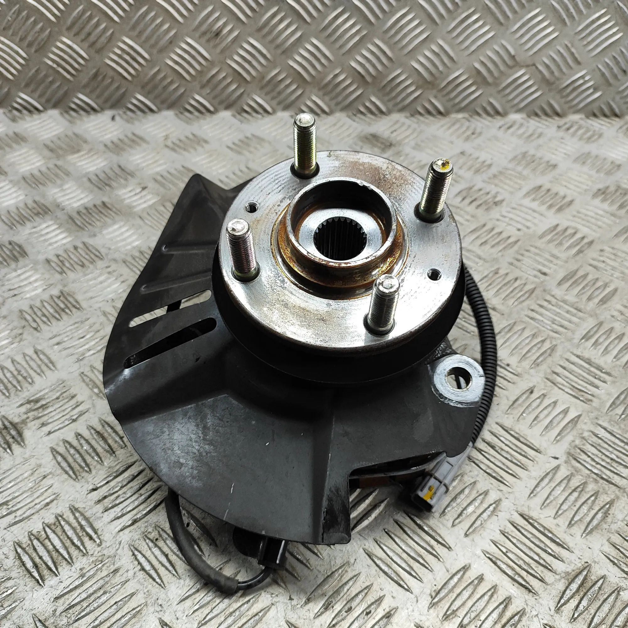 Kia Stonic Front Right Wheel Hub Front Right Wheel Hub — KIA STONIC (YB) (2017-....