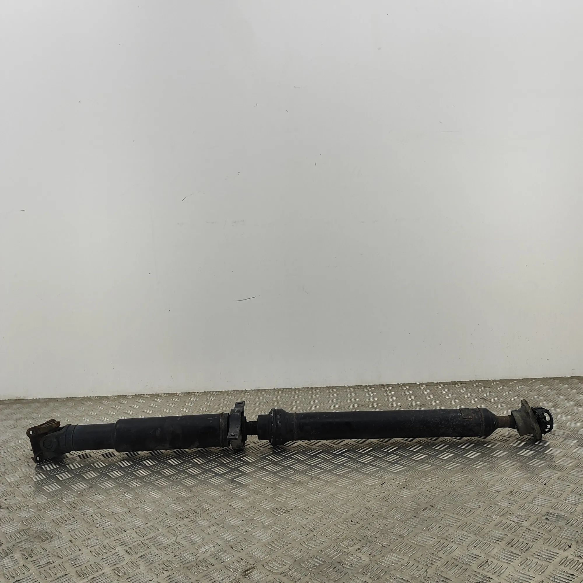 Land Rover Discovery Propshaft Propshaft — LAND ROVER DISCOVERY (V L462) (2016...