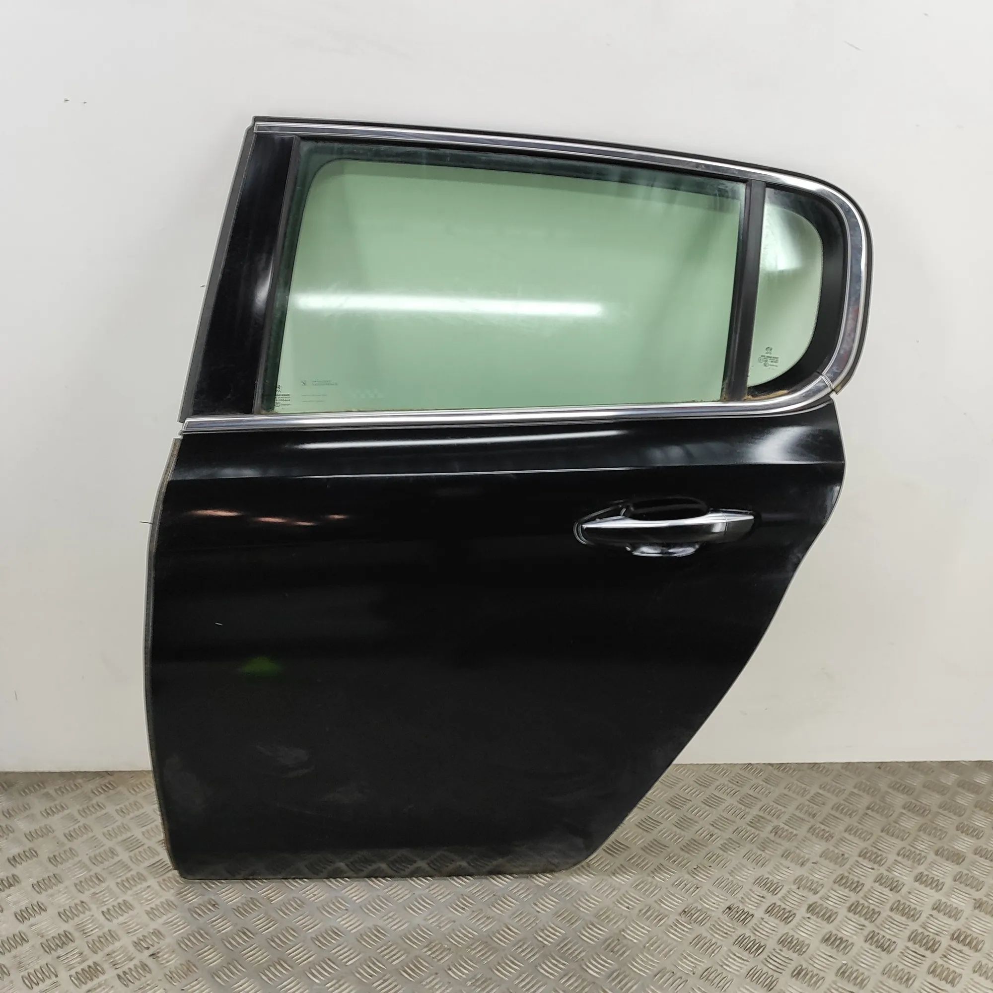 Peugeot 308 Door — rear left Door — rear left — PEUGEOT 308 (II) (2013-2021)...