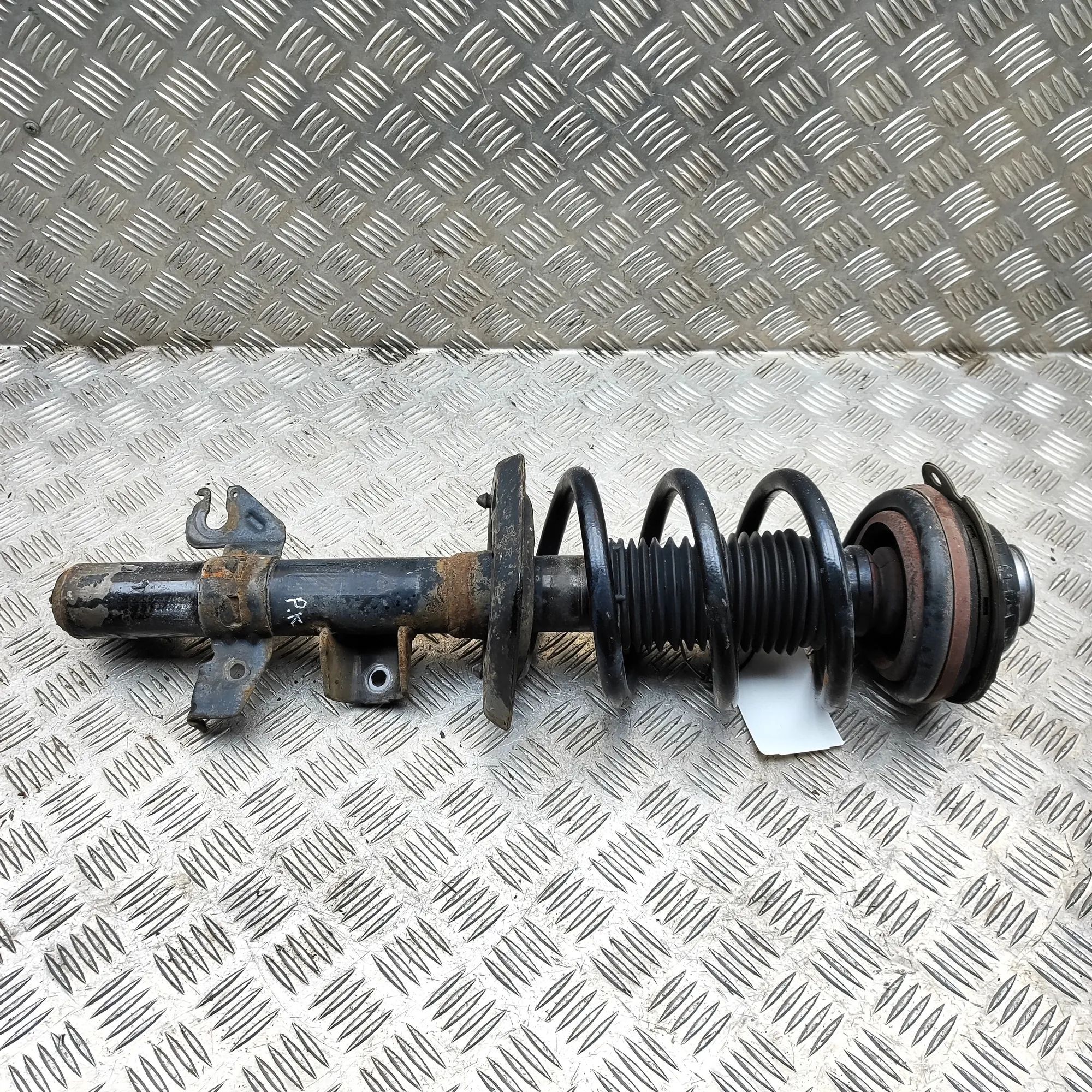Jeep Cherokee (KL) Shock absorber — front left Shock absorber — front left — JEEP CHEROKEE (KL...