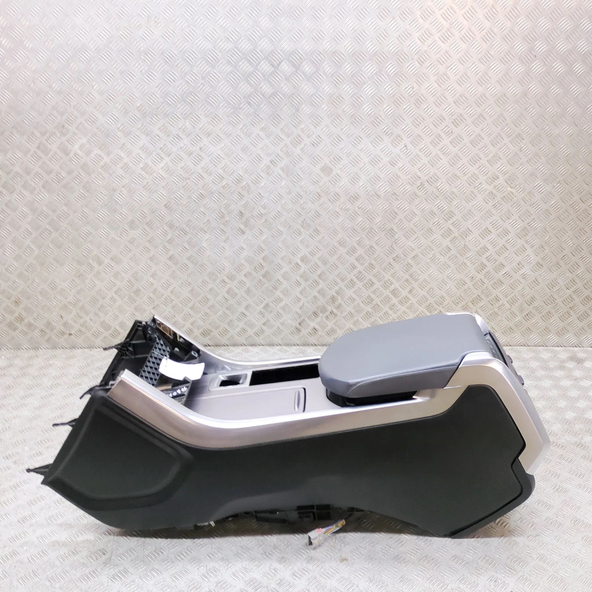 Land Rover Range Rover Sport (L494) center console center Console — LAND ROVER RANGE ROVER SPORT (...