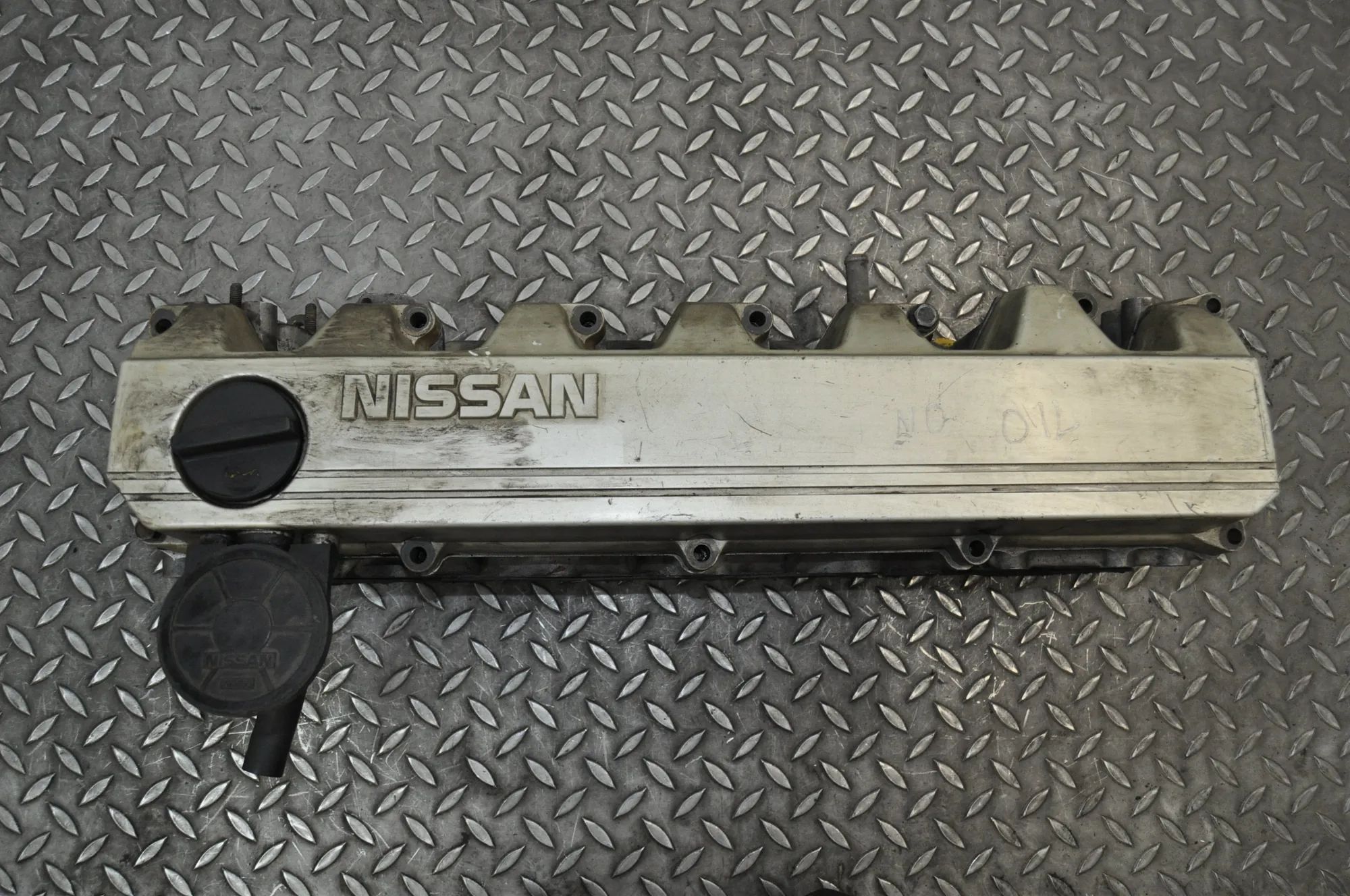 Nissan Pick Up / Navara / NP300 (D22) Engine Cylinder Head Engine Cylinder Head — NISSAN NP300 (NAVARA D40...