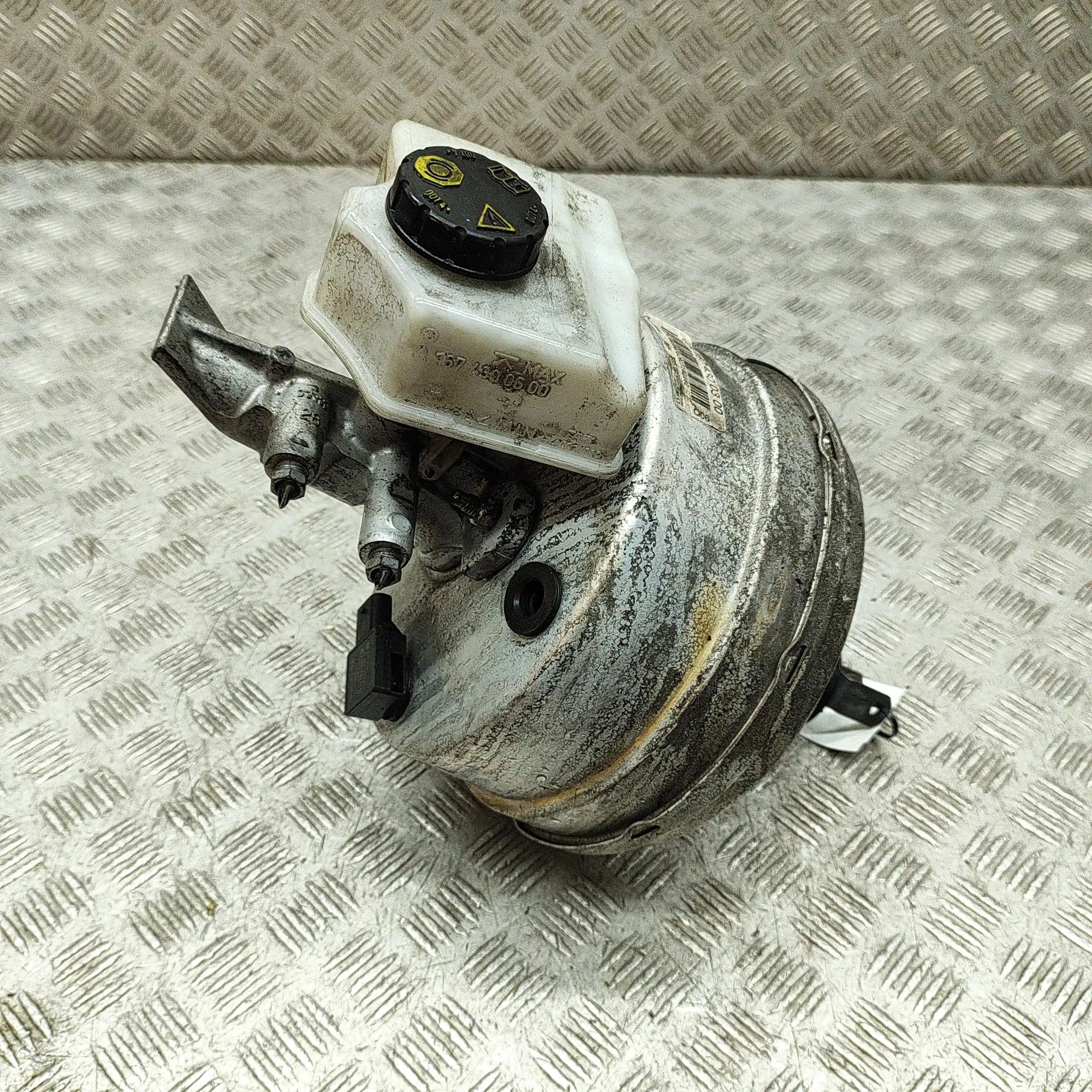 Mercedes-Benz GLE (W167) Brake Servo Booster Brake Servo Booster — MERCEDES BENZ GLE (W167) ...