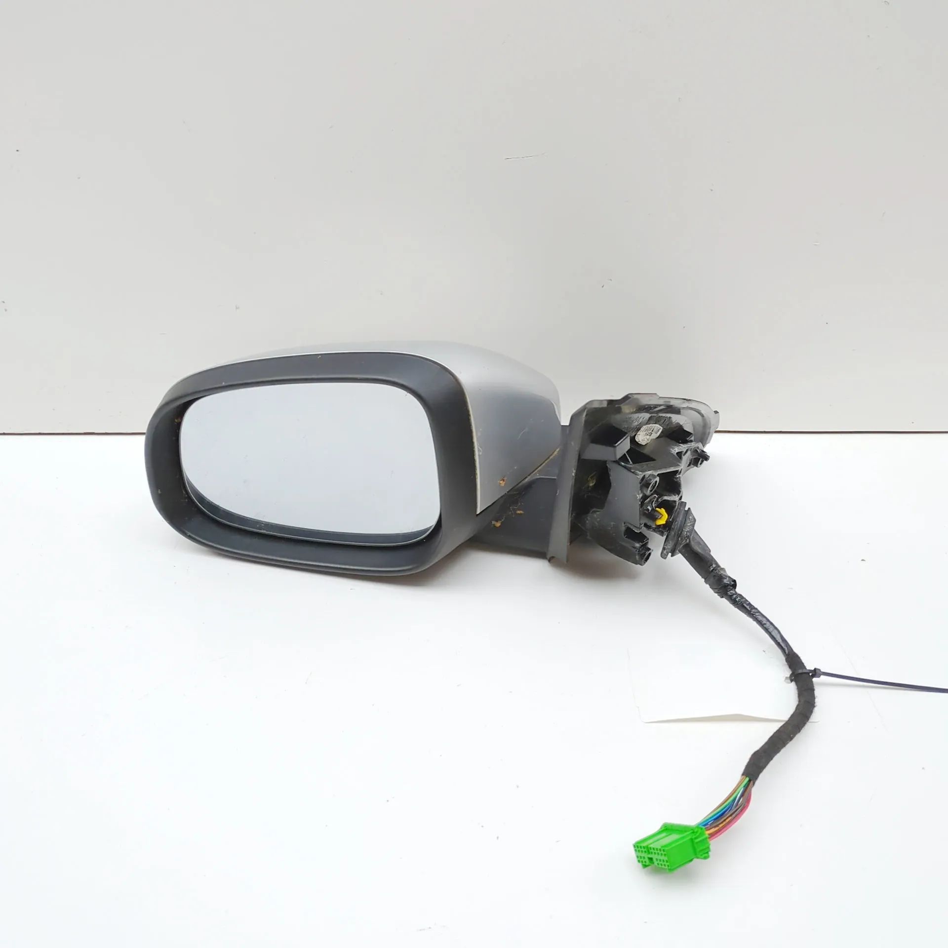 Volvo S60 Left Side Wing Mirror Left Side Wing Mirror — VOLVO S60 (II) (2010-20...