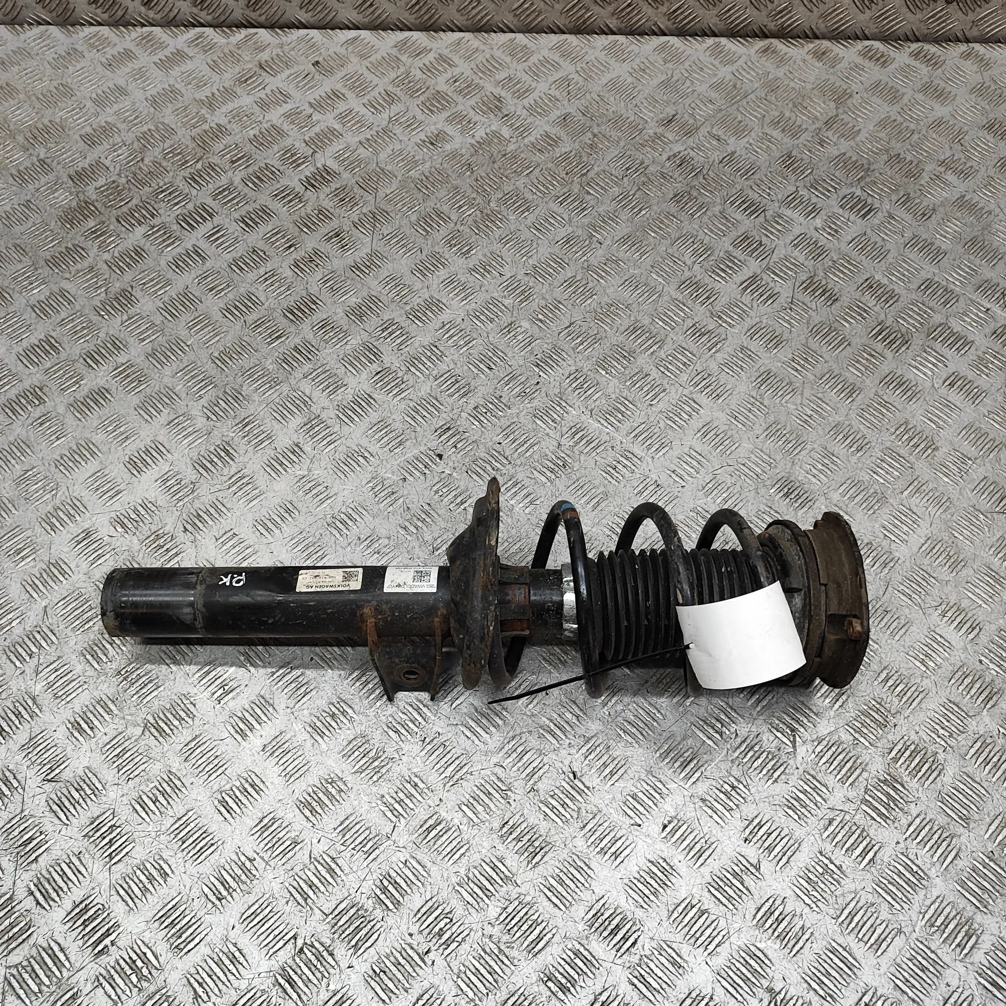 Skoda Octavia Shock absorber — front left Shock absorber — front left — SKODA OCTAVIA (IV...