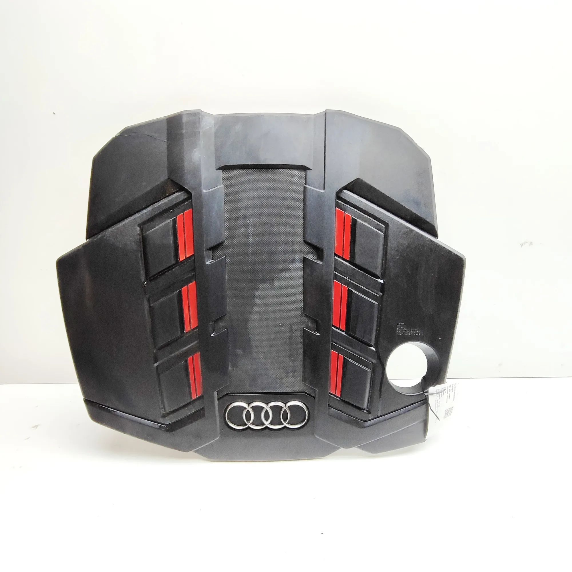 Audi Q5 (FY) Mootorikate (1.9 TDi) Engine cover — AUDI Q5 (FY) (2016-...) — 059103...
