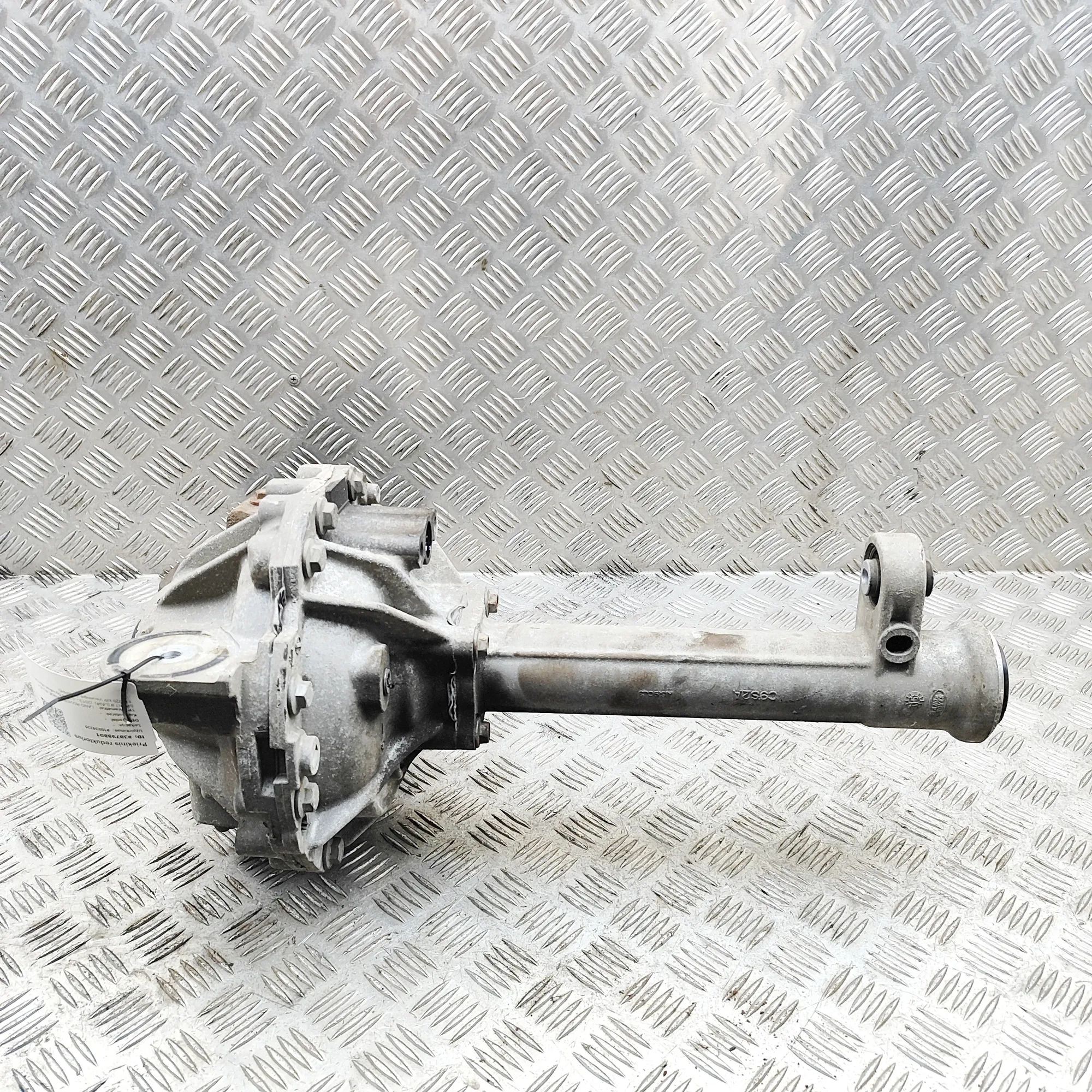Land Rover Range Rover Sport (L494) front differential Front differential — LAND ROVER RANGE ROVER SPO...