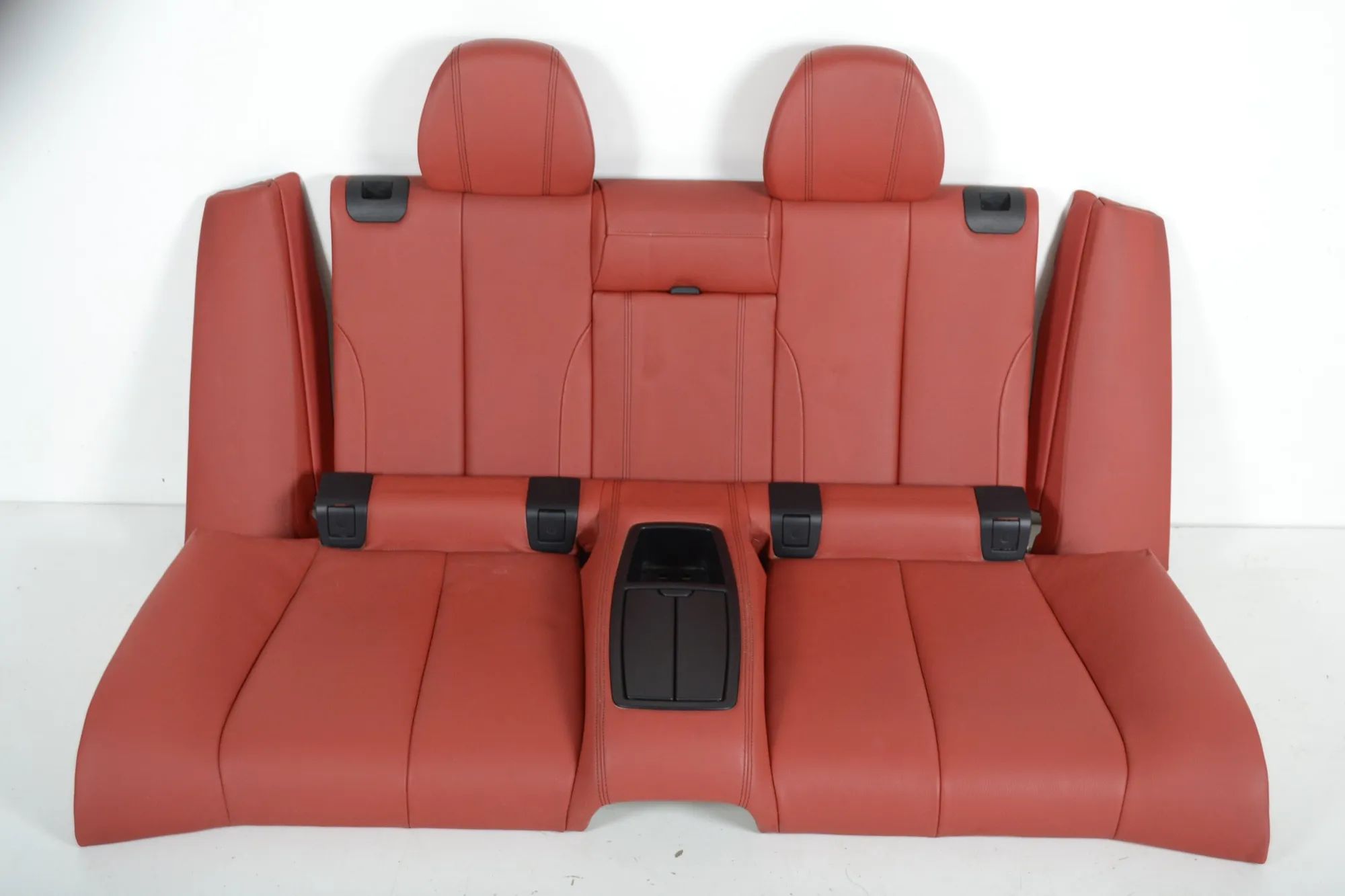 BMW 4 (F32 / F33 / F36) Rear seat Rear seat — BMW 4 SERIES (F32, F33, F36, F82, F...