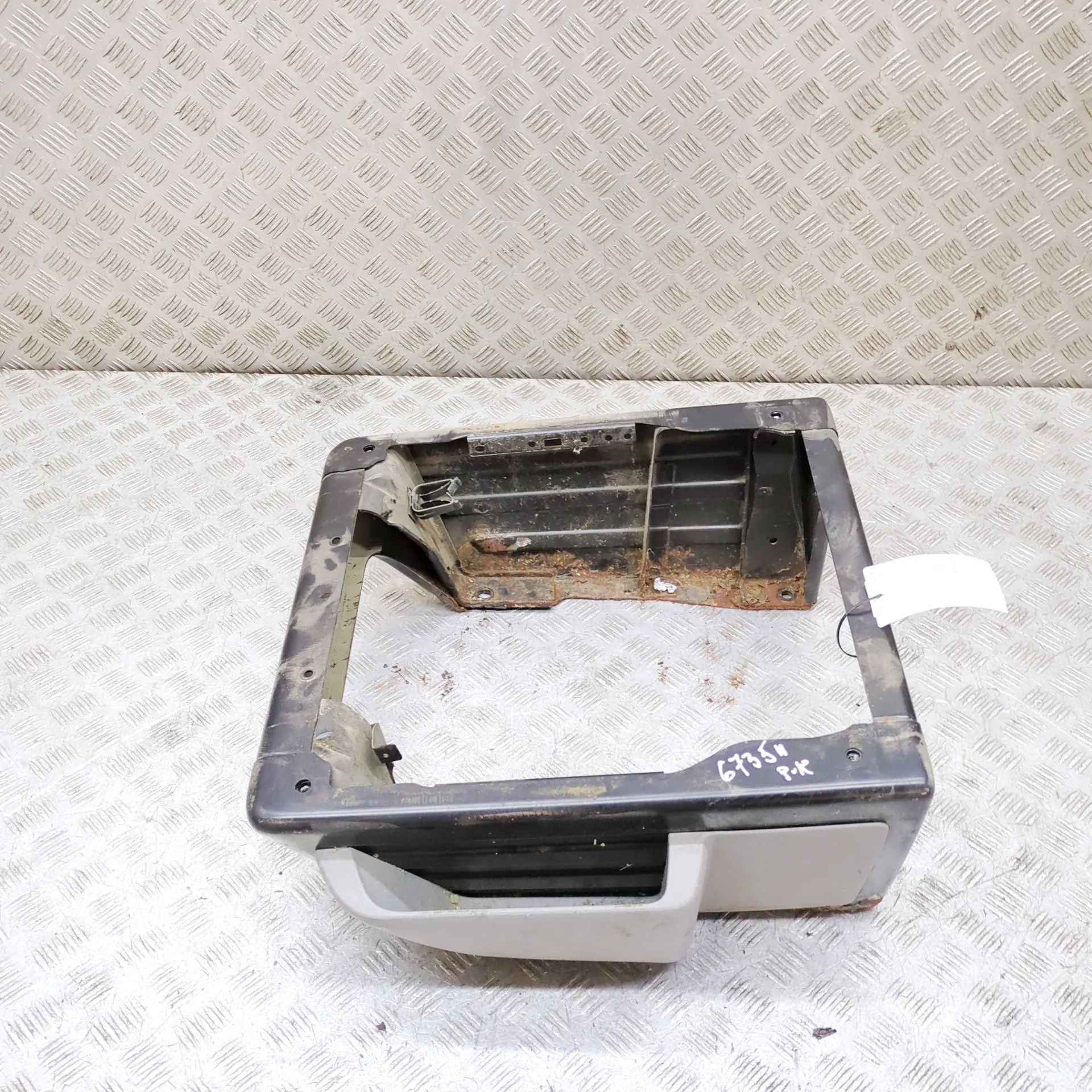 Volkswagen Transporter (T5, Caravelle, Multivan) Other Seat Parts Other Seat Parts — VW TRANSPORTER (V T5 Van) (2...