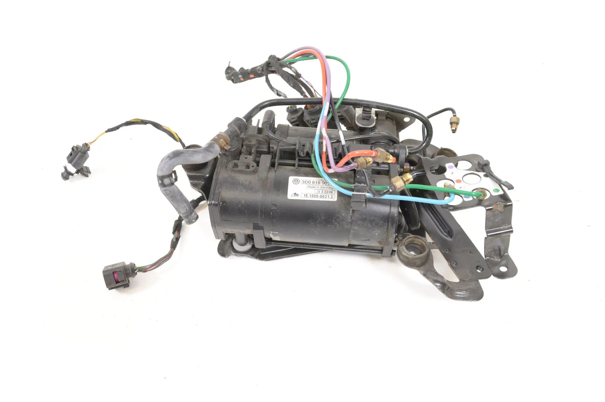 Bentley Continental GT, GTC, Flying Spur Air Suspension Compressor Air suspension compressor — BENTLEY CONTINENTAL...