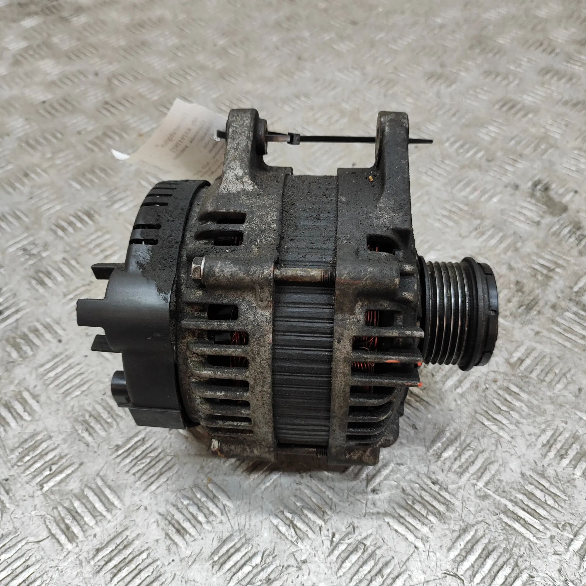 Audi Q5 (8R) Alternator Alternator — AUDI Q5 (8R) (2008-2017) — 0599030...