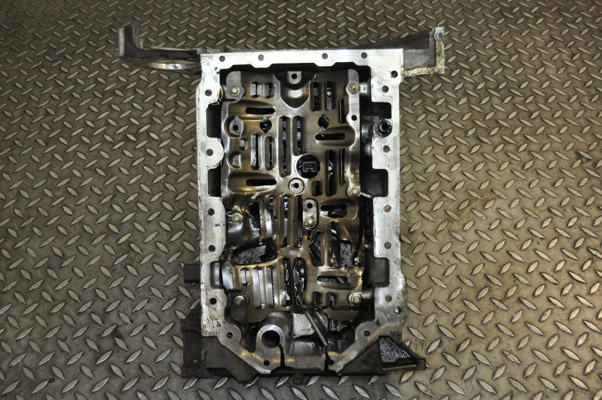 Land Rover Discovery Oil sump Oil sump — LAND ROVER DISCOVERY (IV L319) (2009...
