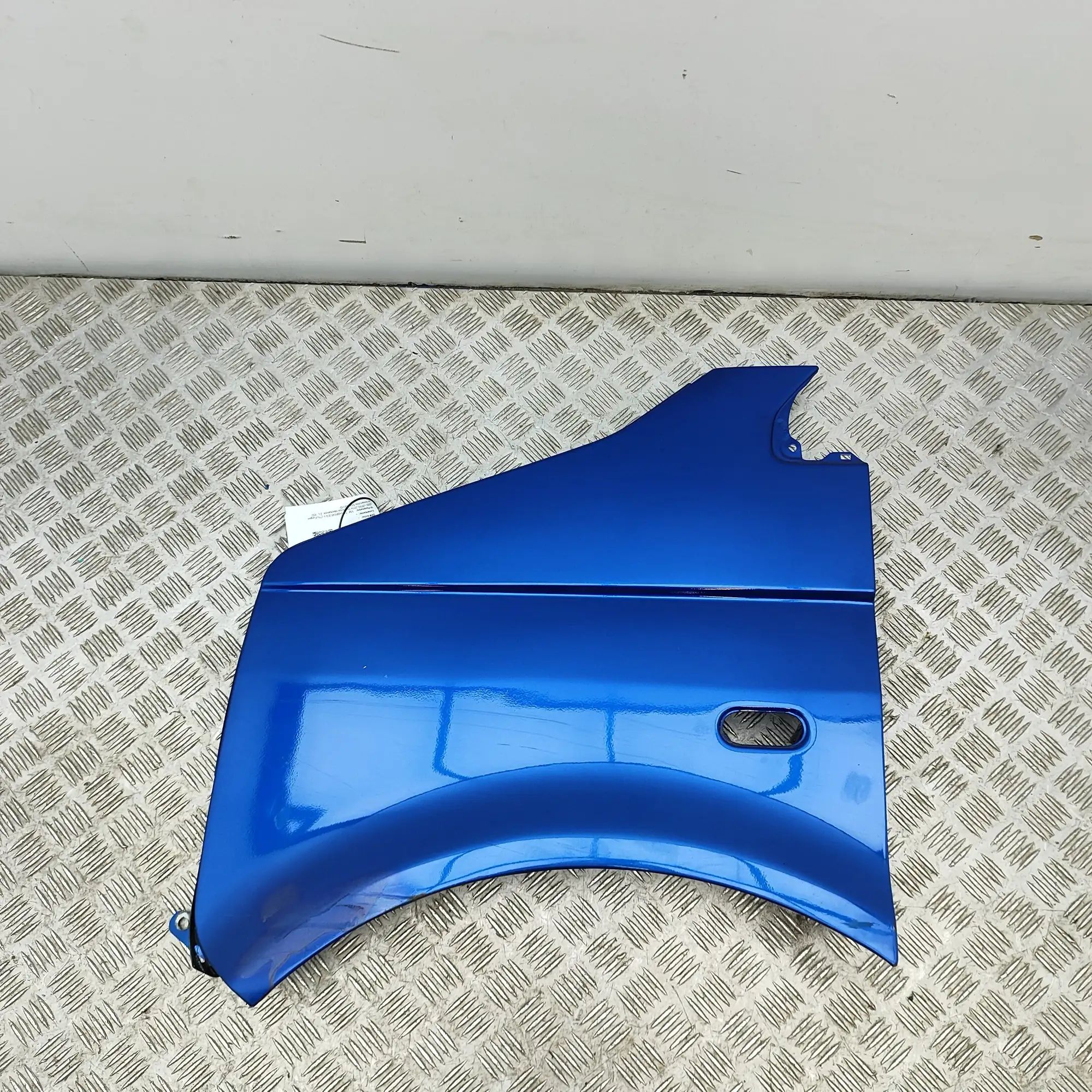 Volkswagen Transporter (T5, Caravelle, Multivan) Front Left Fender Front Left Fender — VW TRANSPORTER (V T5 Van) (...