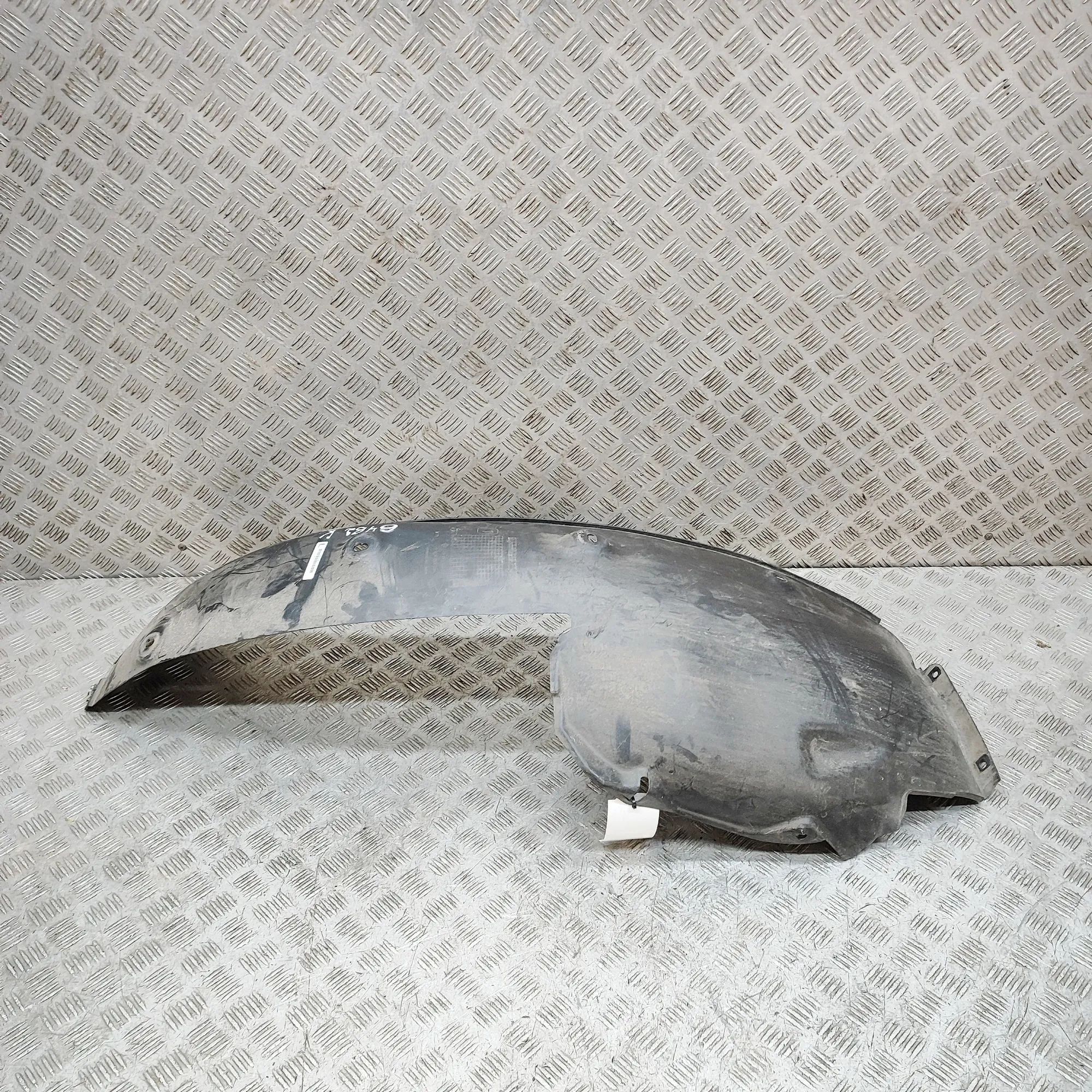 Porsche 911 (992) Rear Left Arch Liner Rear Left Arch Liner — PORSCHE 911 (992) (2019-...