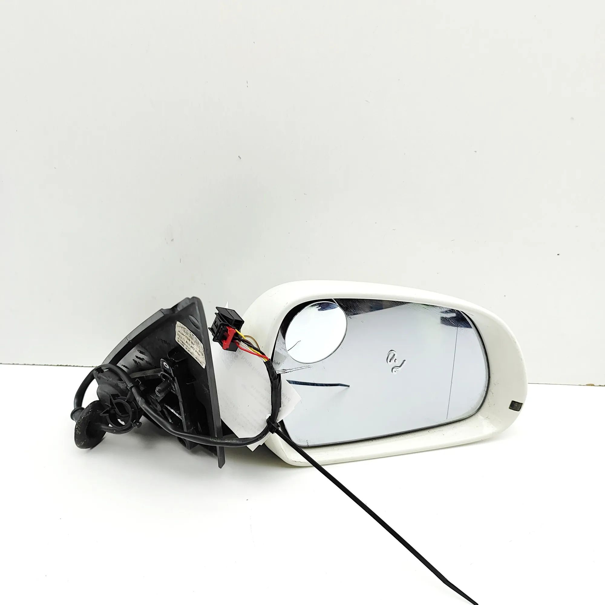 Audi Q3 (8U) Right Side Wing Mirror Right Side Wing Mirror — AUDI Q3 (8U) (2011-201...