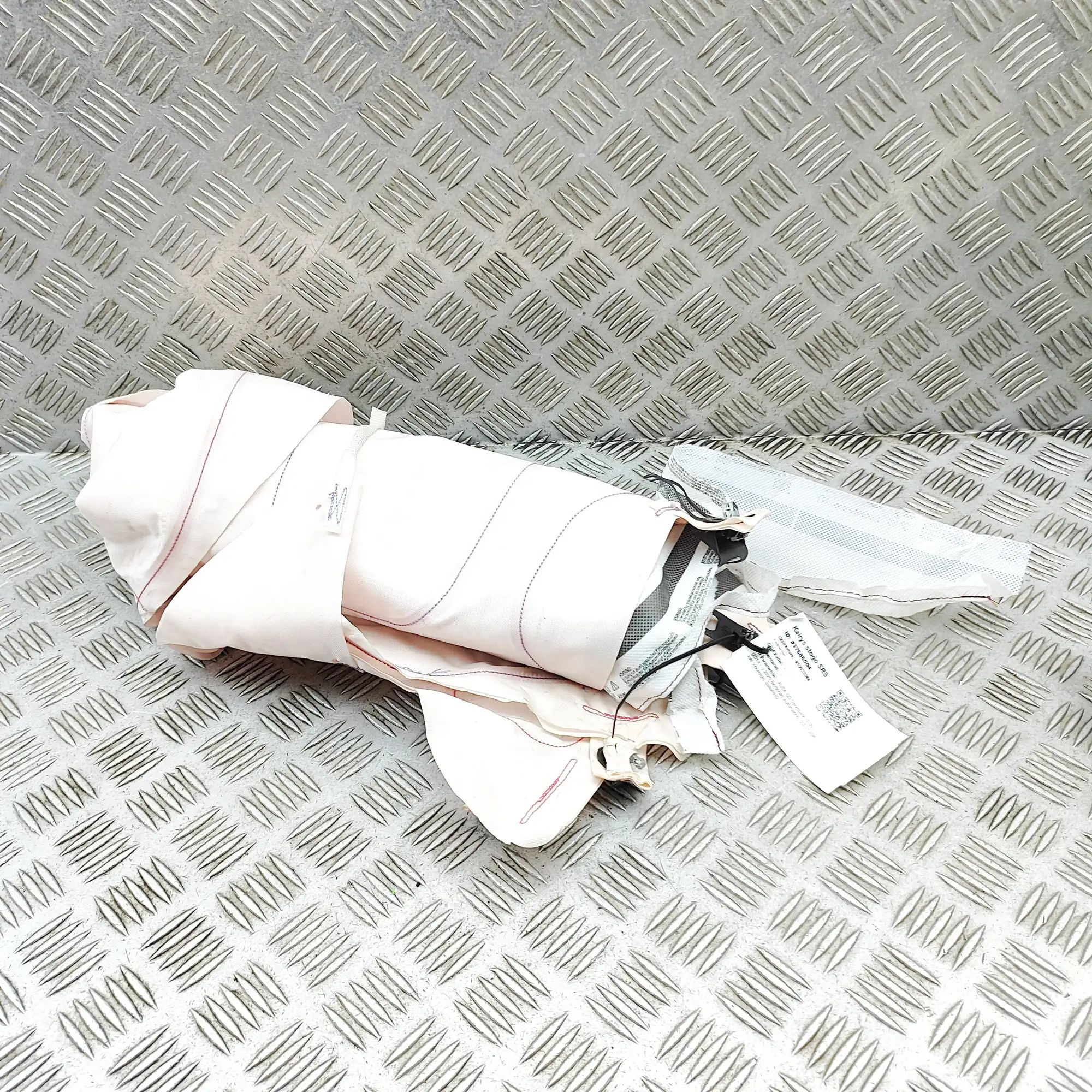 Audi Q3 (F3) Left Side Roof Safety Curtain SRS Left Side Roof Safety Curtain SRS — AUDI Q3 (Sp...