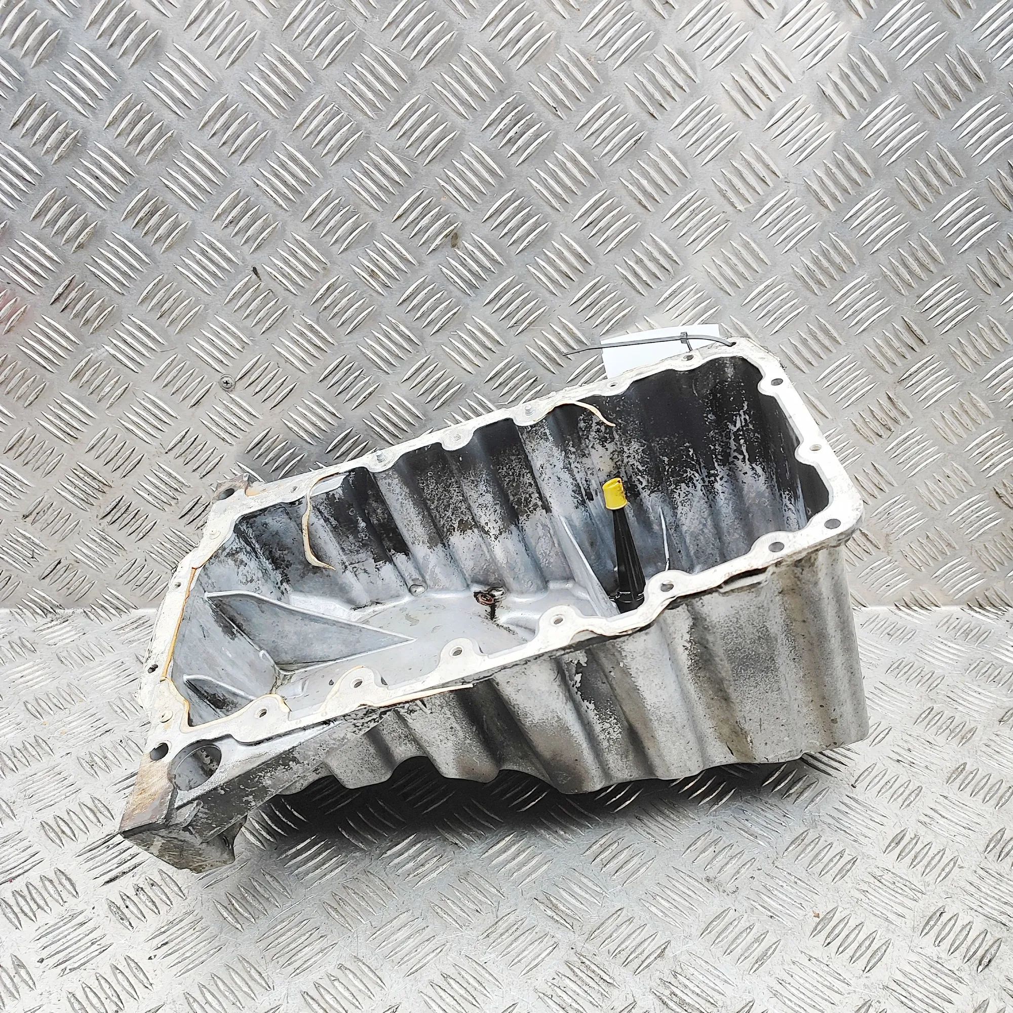 Volkswagen Amarok Oil sump Oil sump — VW AMAROK (2H_, S1B) (2010-2022) — 0...
