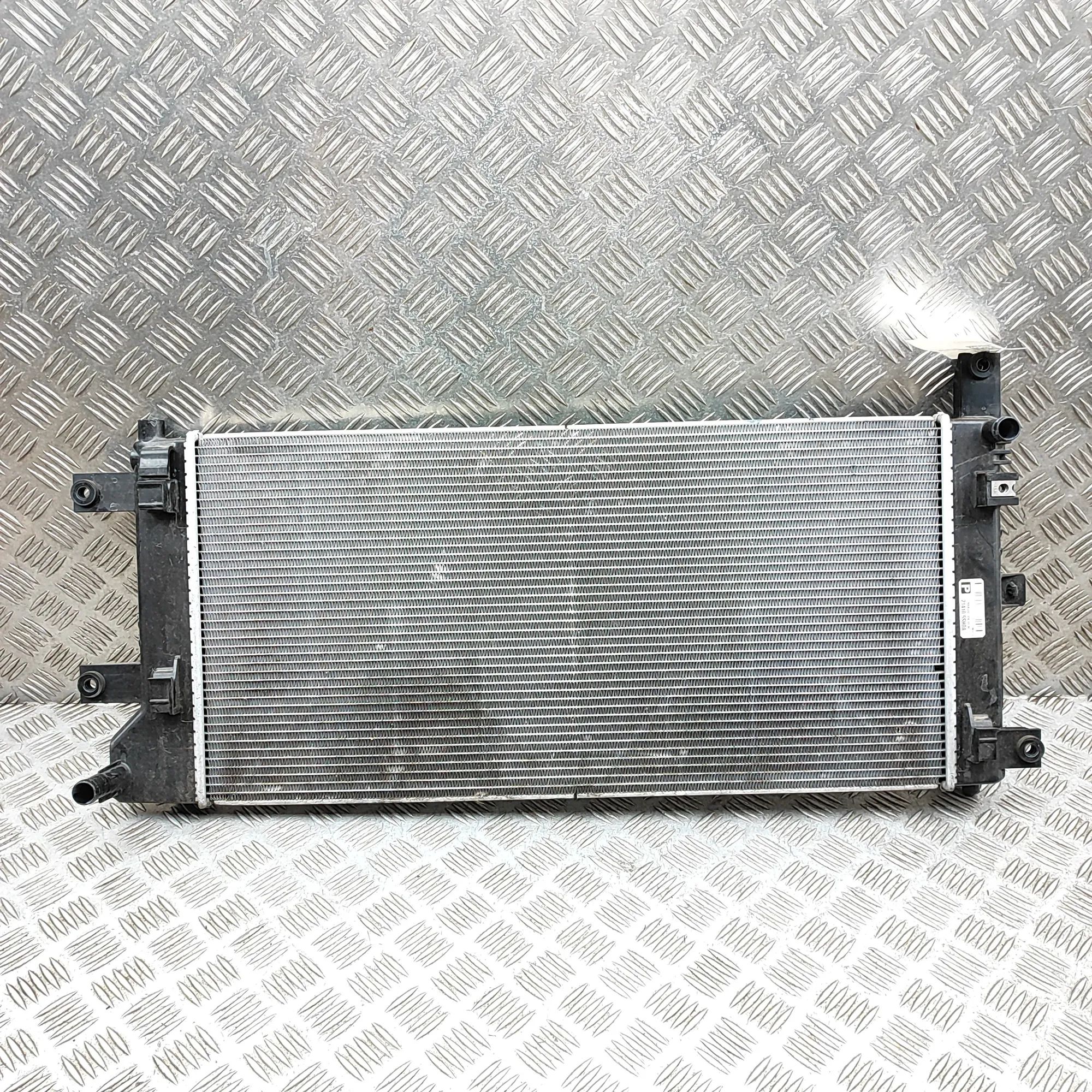 Nissan Leaf Cooling Radiator Cooling Radiator — NISSAN LEAF (ZE1) (2017-...)...