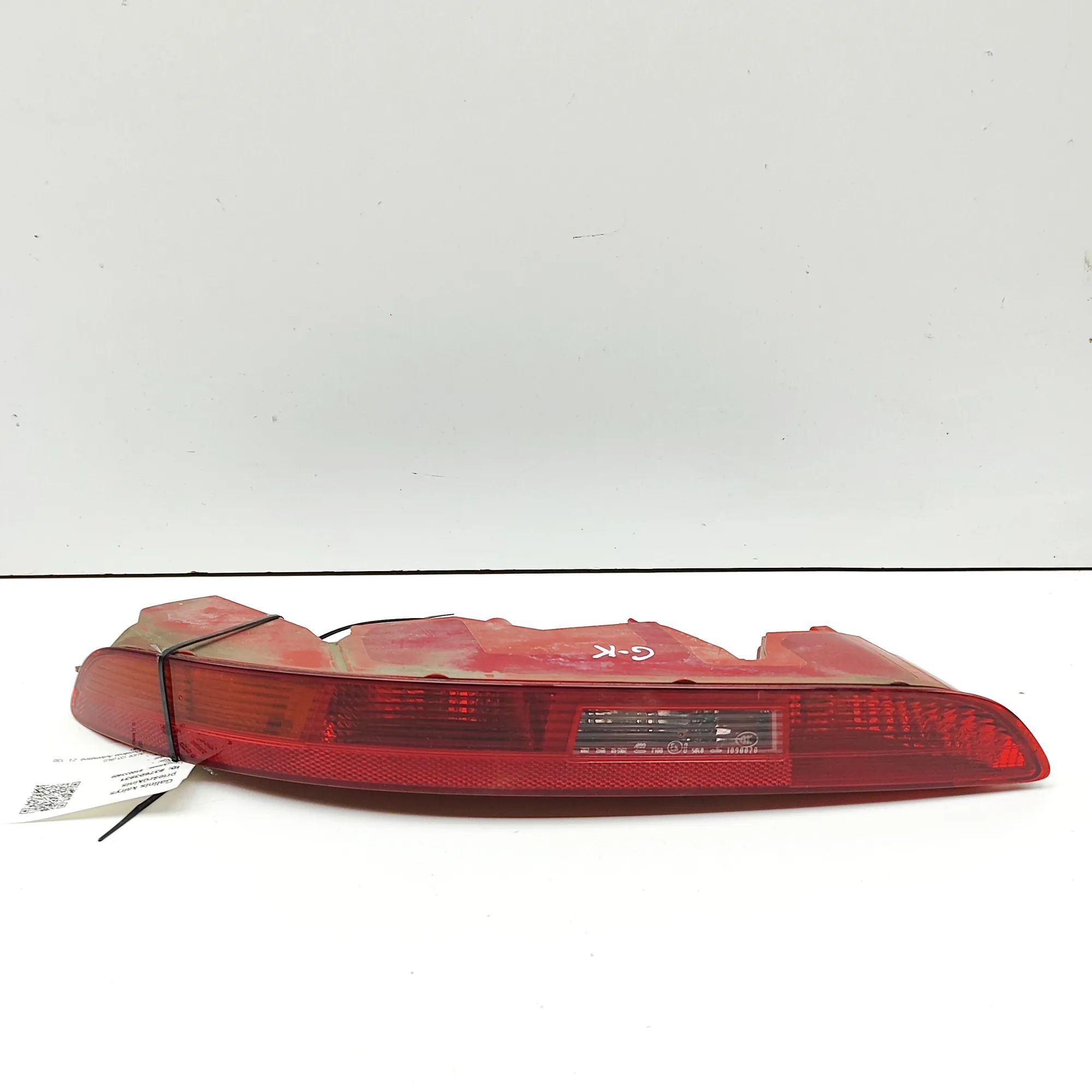 Audi Q3 (8U) Rear Left Fog Light Rear Left Fog Light — AUDI Q3 (8U) (2011-2018) ...
