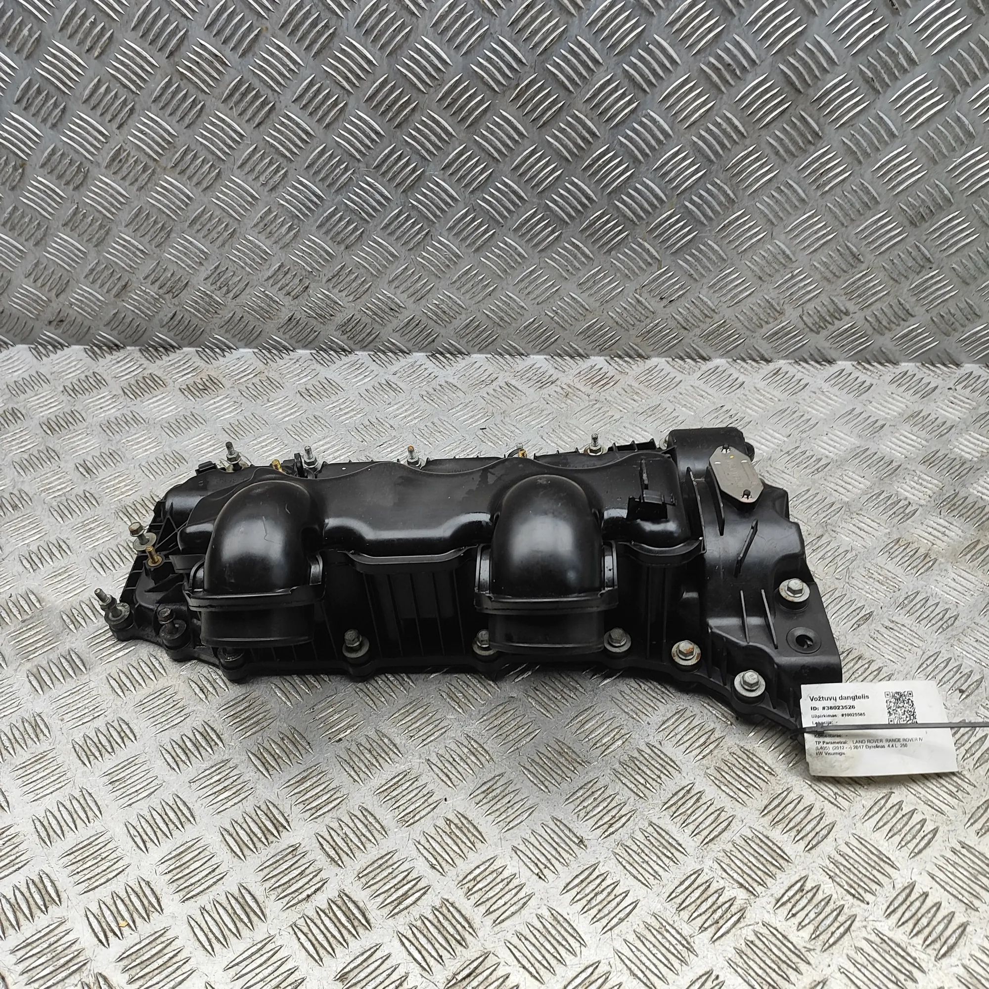 Land Rover Range Rover (L405) Valve Cover — left Valve Cover — left — LAND ROVER RANGE ROVER (IV...