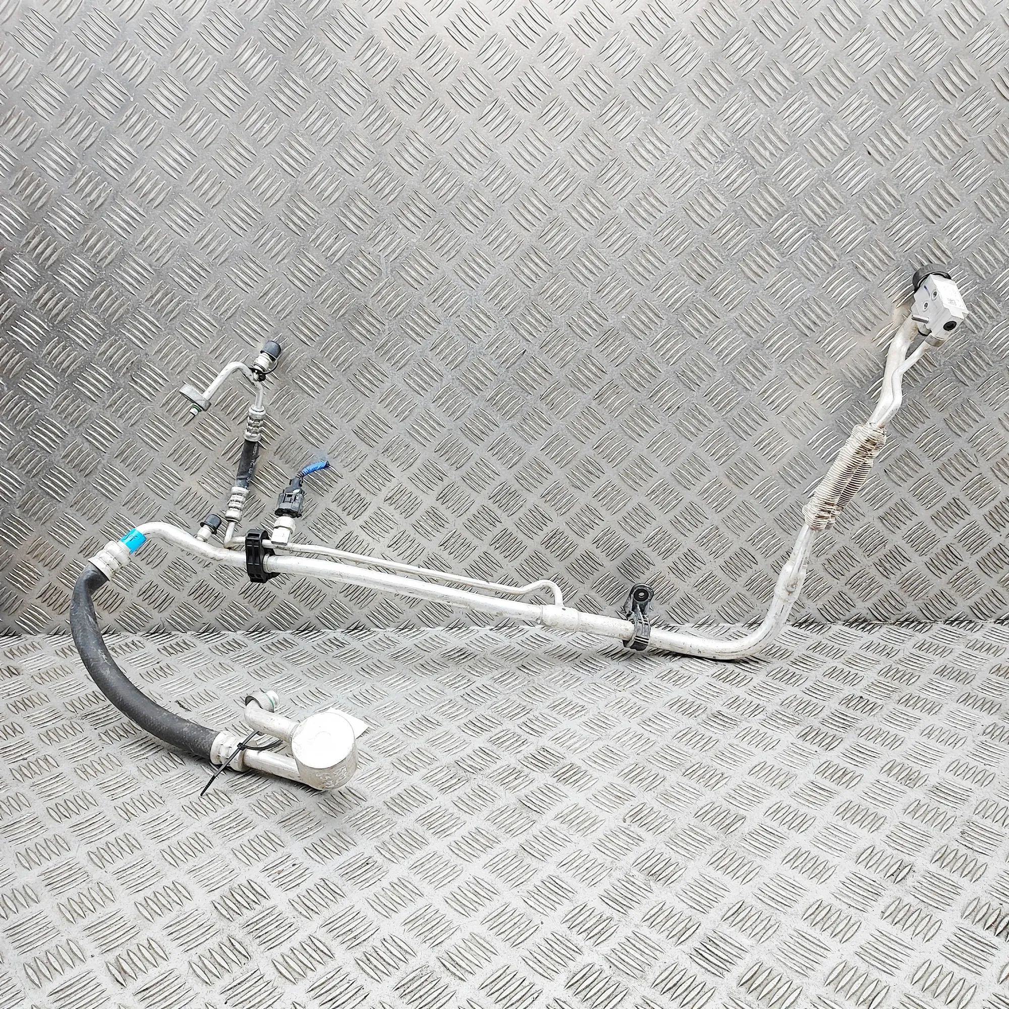 Kia Sportage A/C Air Con Hose Pipe A/C Air Con Hose Pipe — KIA SPORTAGE (V NQ5) (2...