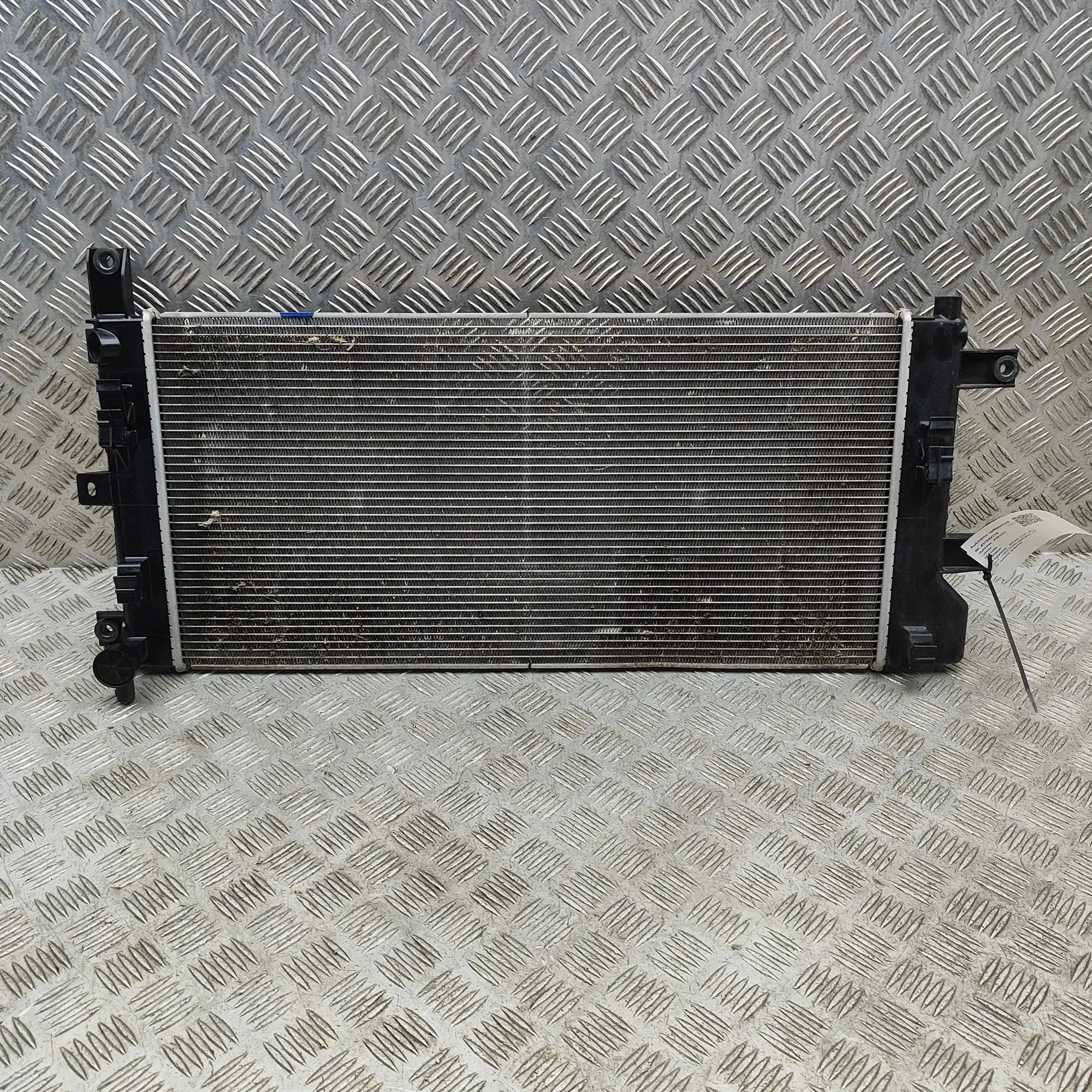 Nissan Leaf Cooling Radiator Cooling Radiator — NISSAN LEAF (ZE1) (2017-...)...