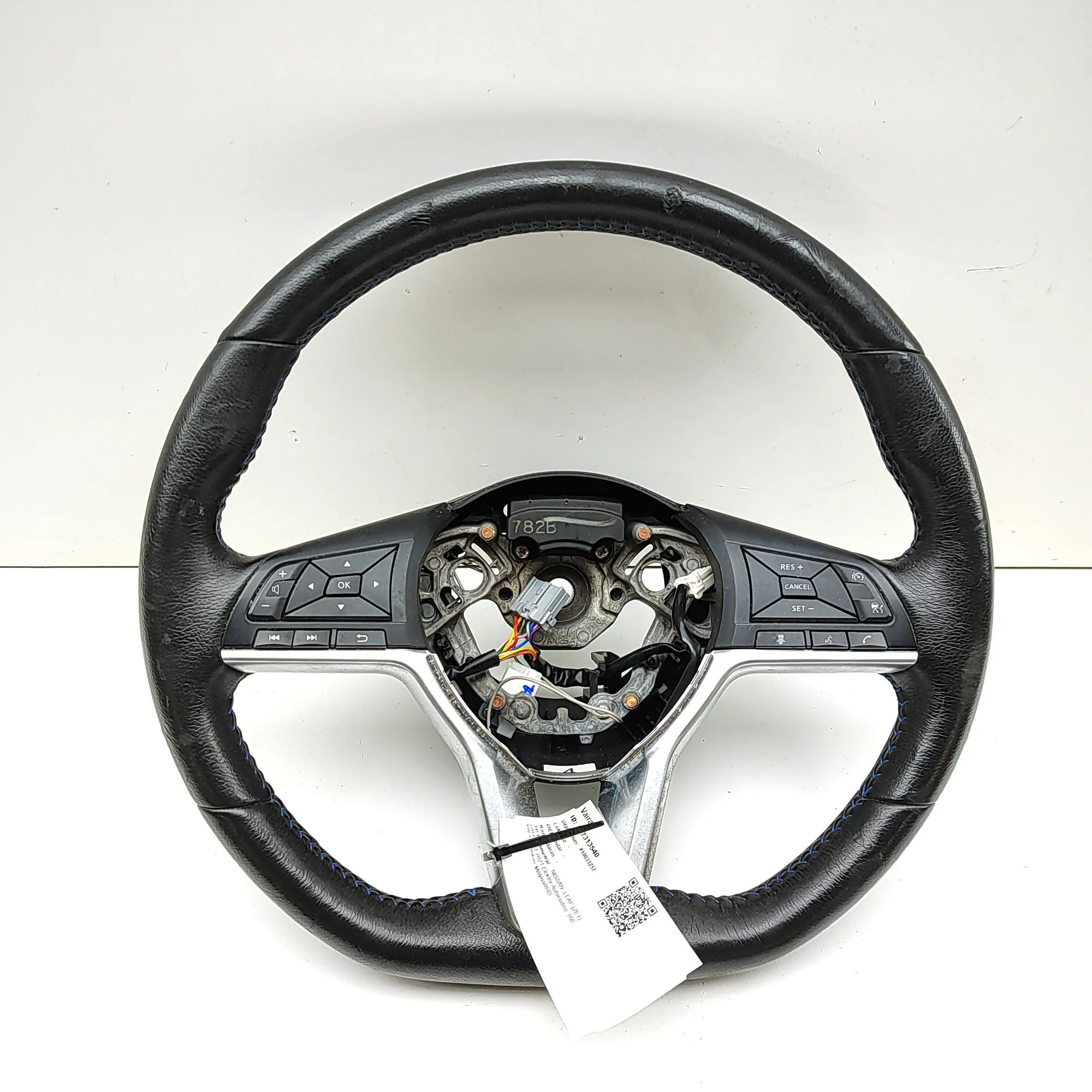 Nissan Leaf steering wheel Steering Wheel — NISSAN LEAF (ZE1) (2017-...) —...