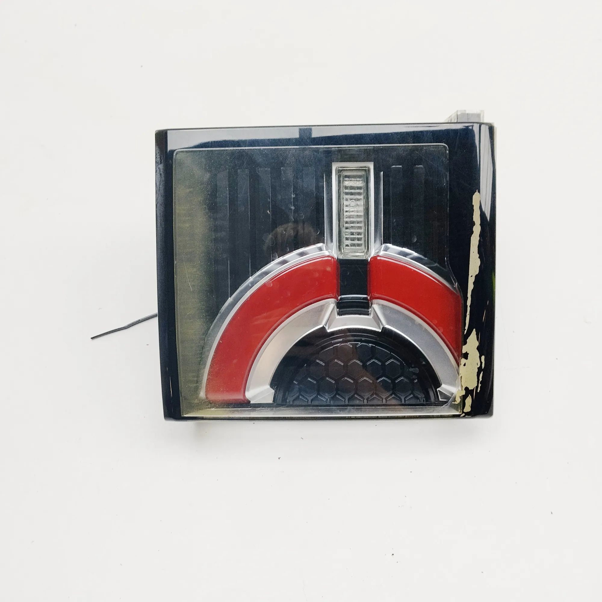 Land Rover Discovery Sport Right Side Tailgate Tail Light Right Side Tailgate Tail Light — LAND ROVER DIS...