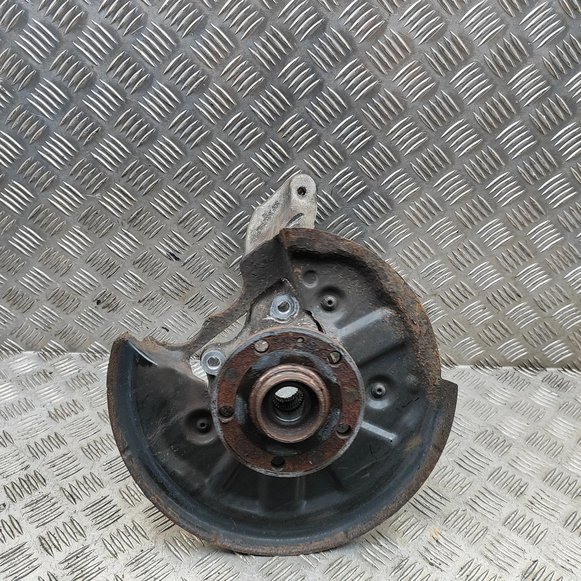 Audi Q3 (F3) Rear Right Wheel Hub Rear Right Wheel Hub — AUDI Q3 (Sportback F3N) ...