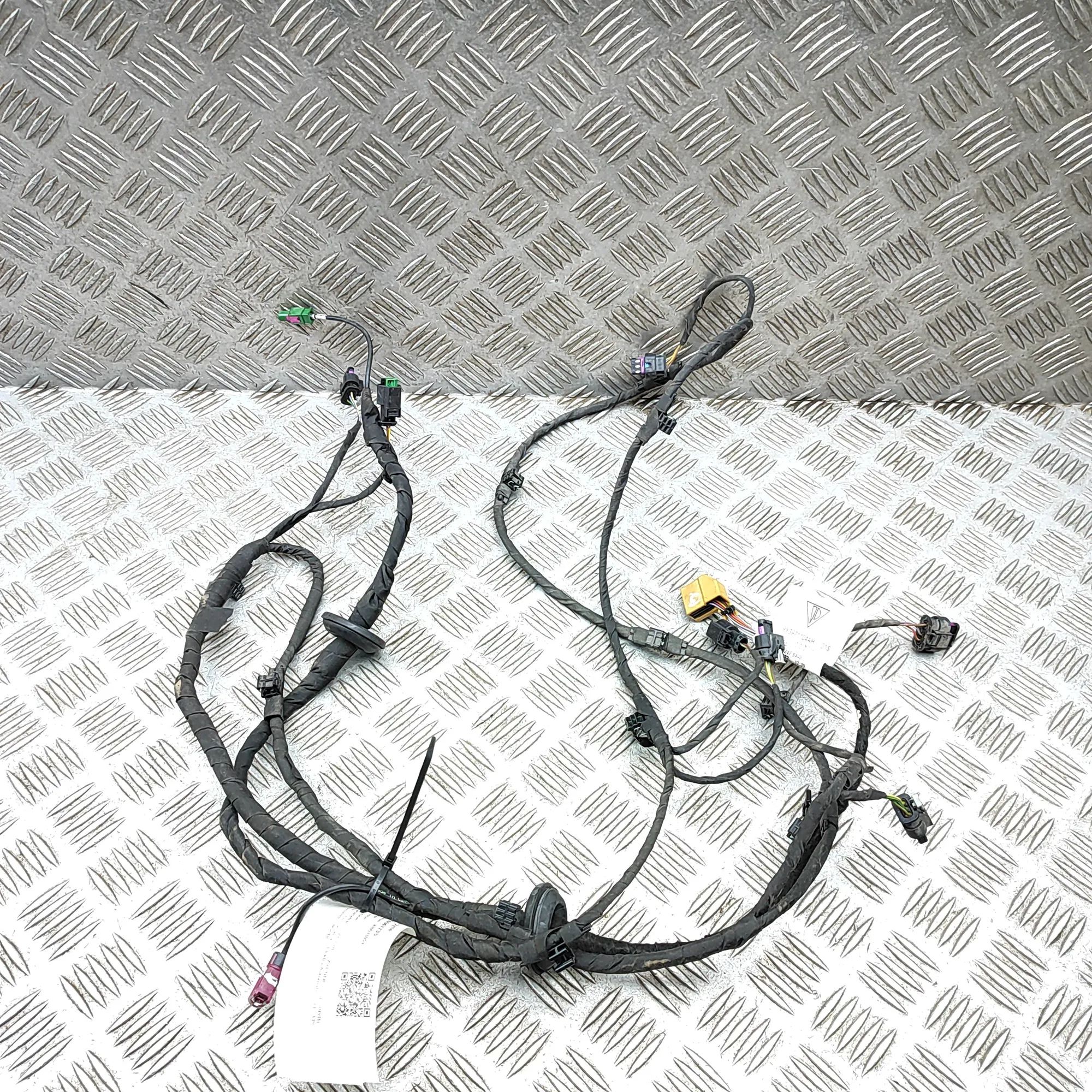 Porsche Cayenne Rear Parking Sensor Wiring Loom Rear Parking Sensor Wiring Loom — PORSCHE CAYEN...