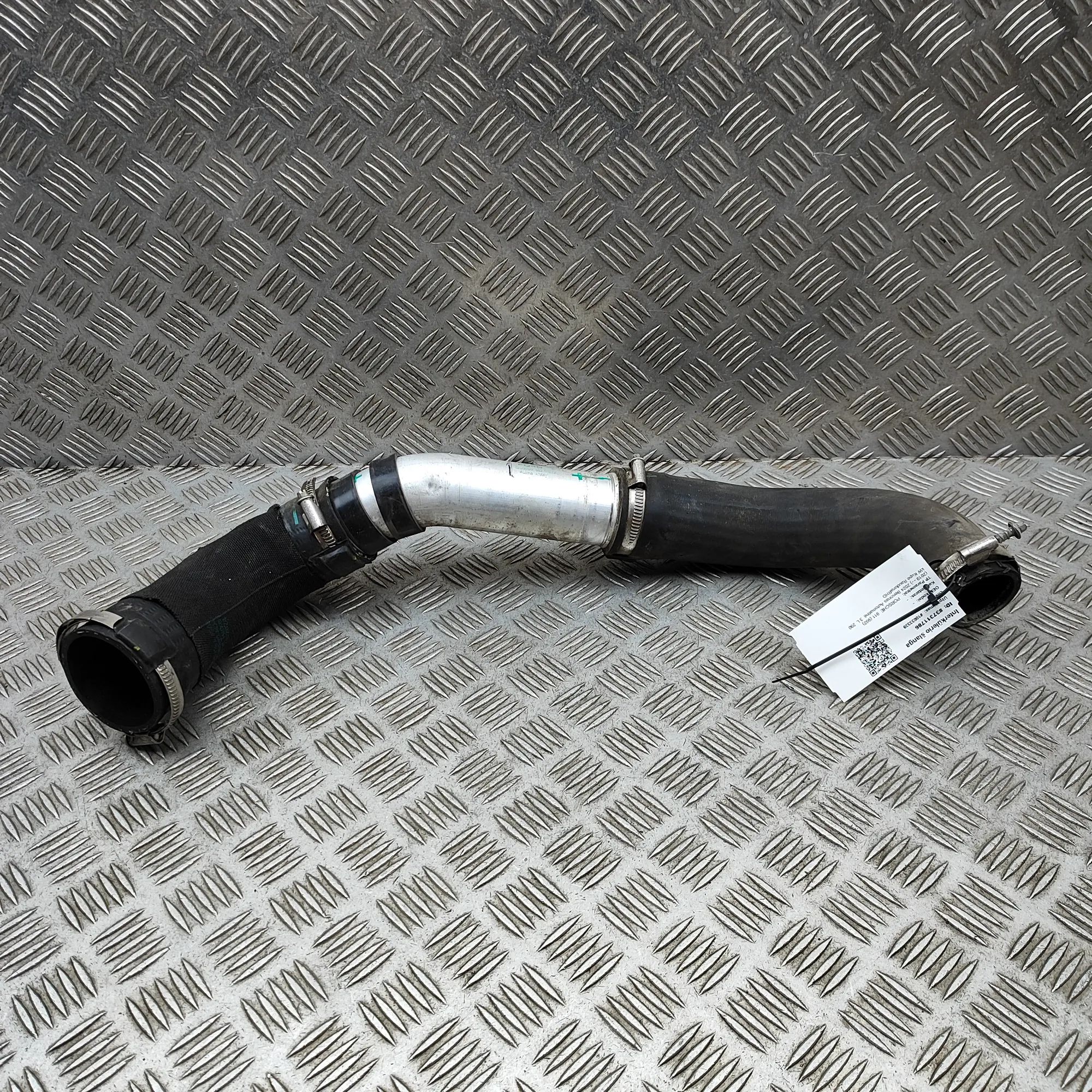 Porsche 911 (992) Intercooler Hose Pipe Intercooler Hose Pipe — PORSCHE 911 (992) (2019...