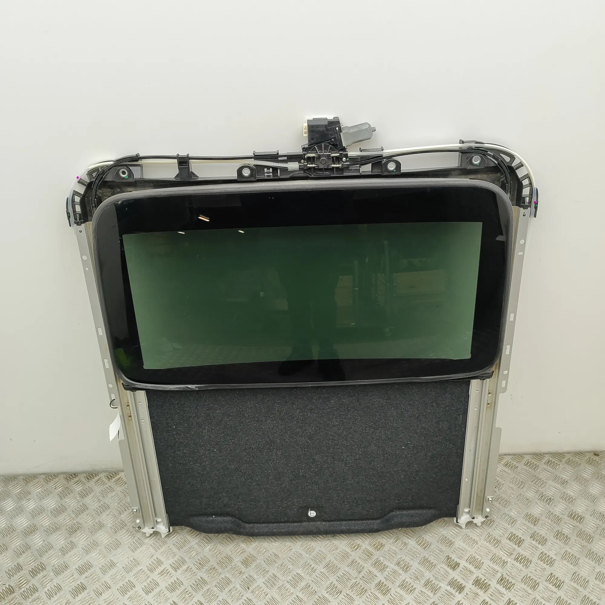 Subaru Outback Katuseluuk, klaasist Sunroof — SUBARU OUTBACK (BS) (2014-...) — 4717...
