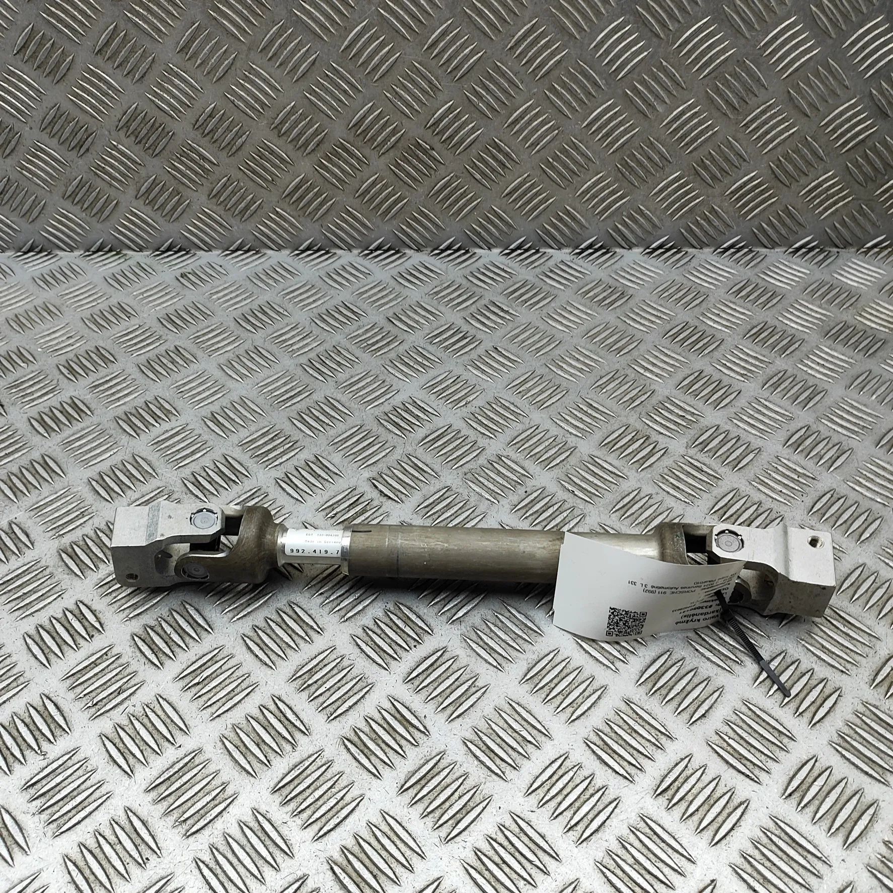 Porsche 911 (992) Steering Column Shaft Joint Steering Column Shaft Joint — PORSCHE 911 (992)...