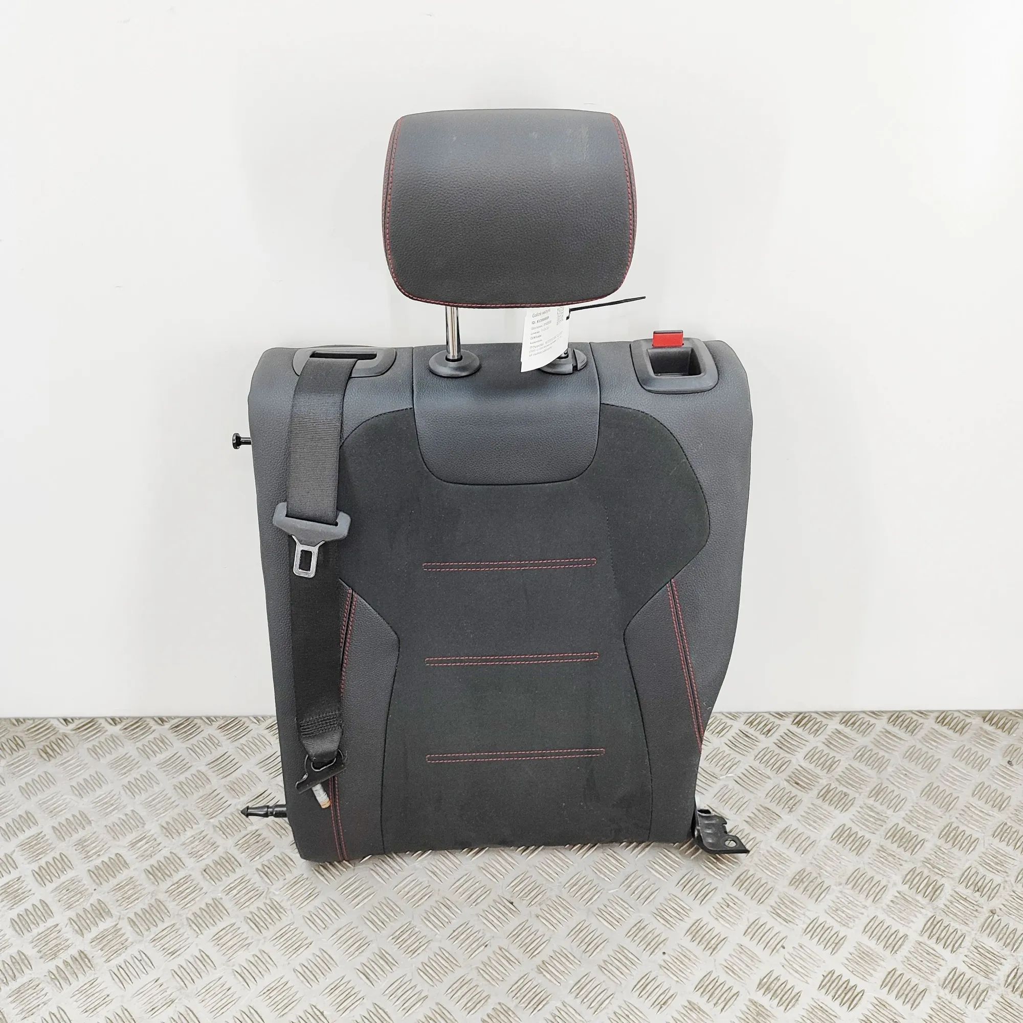 Mercedes-Benz GLA (X156) Rear seat Rear seat — MERCEDES BENZ GLA (H247) (2020-...)...