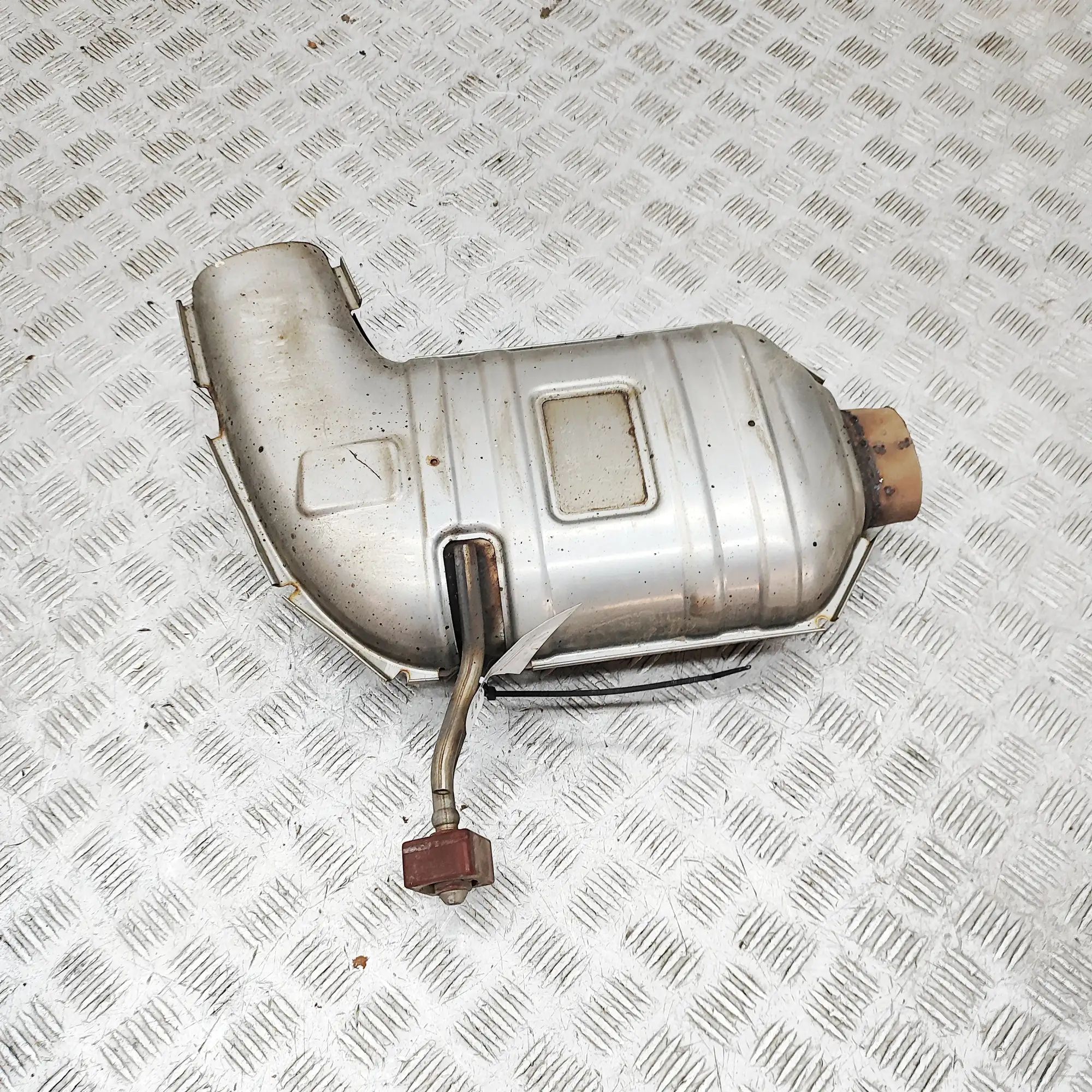 Alfa-Romeo Stelvio catalytic converter Catalytic converter — ALFA ROMEO STELVIO (949_)...