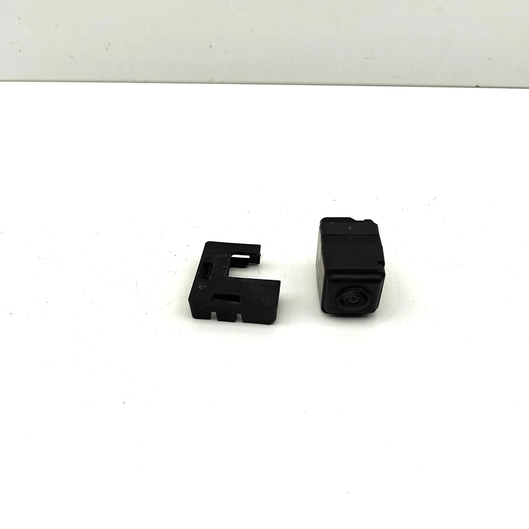 Porsche Macan Rear View Camera Rear View Camera — PORSCHE MACAN (95B) (2014-.....