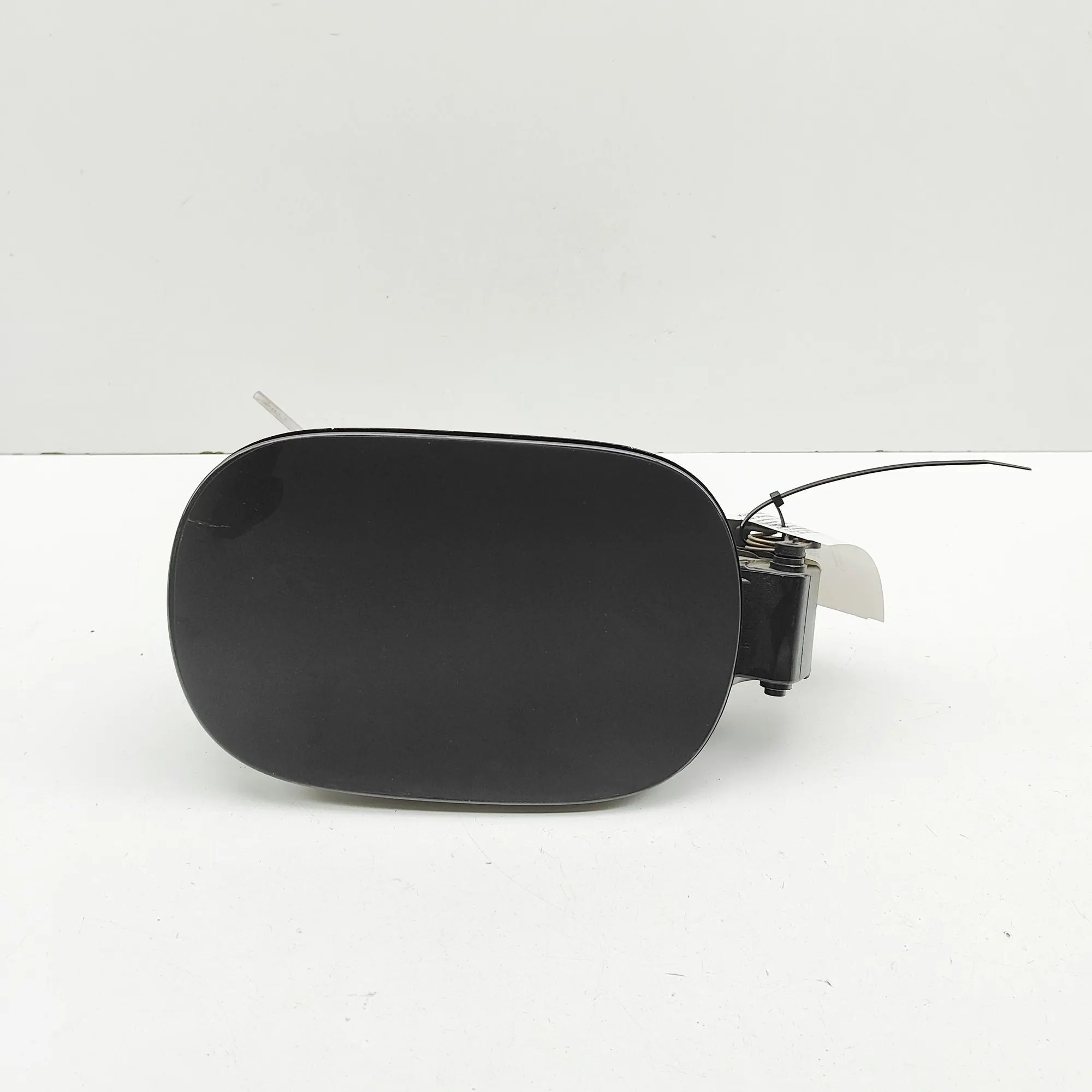 Land Rover Defender Fuel Tank Flap Cap Fuel Tank Flap Cap — LAND ROVER DEFENDER (Stati...